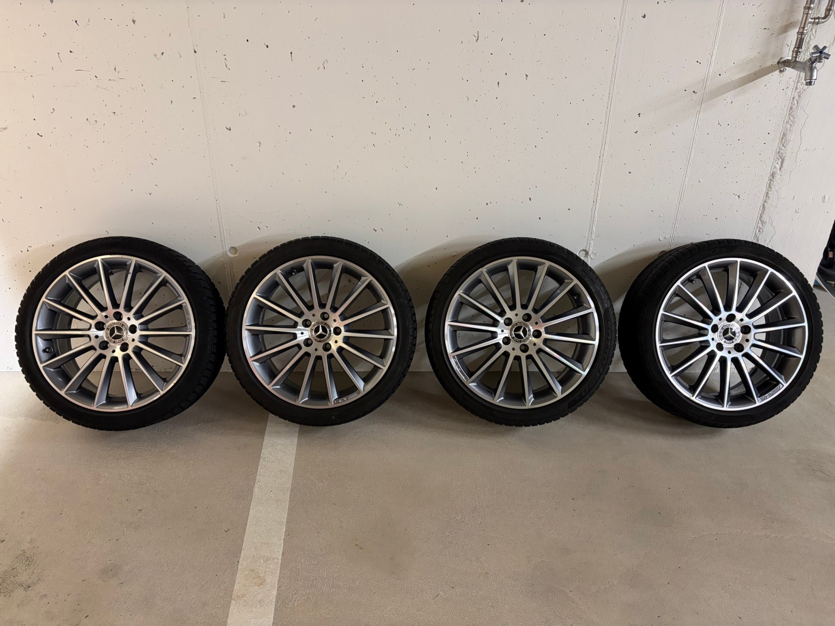 MERCEDES-BENZ CLA 250 AMG Line-image-4