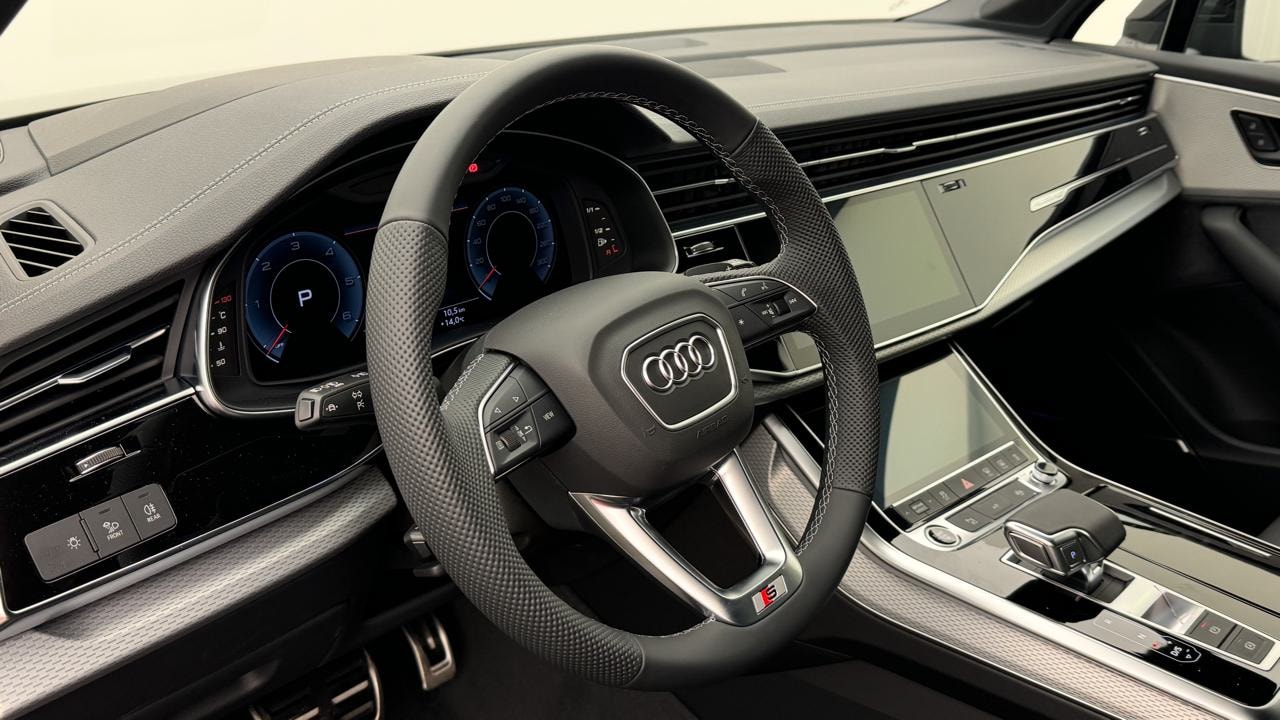 AUDI Q7 SUV TDI quattro 210 kW S Line tiptronic-image-6