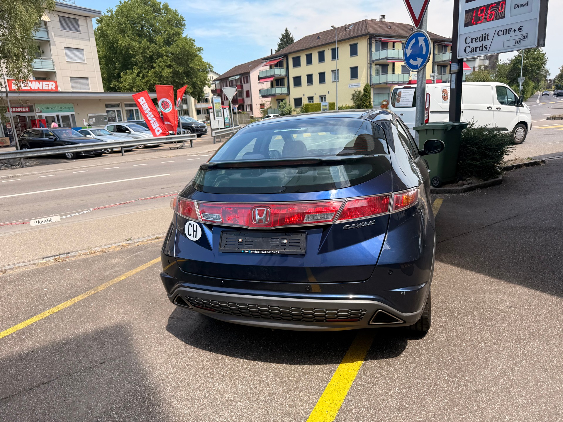 HONDA CIVIC-image-1