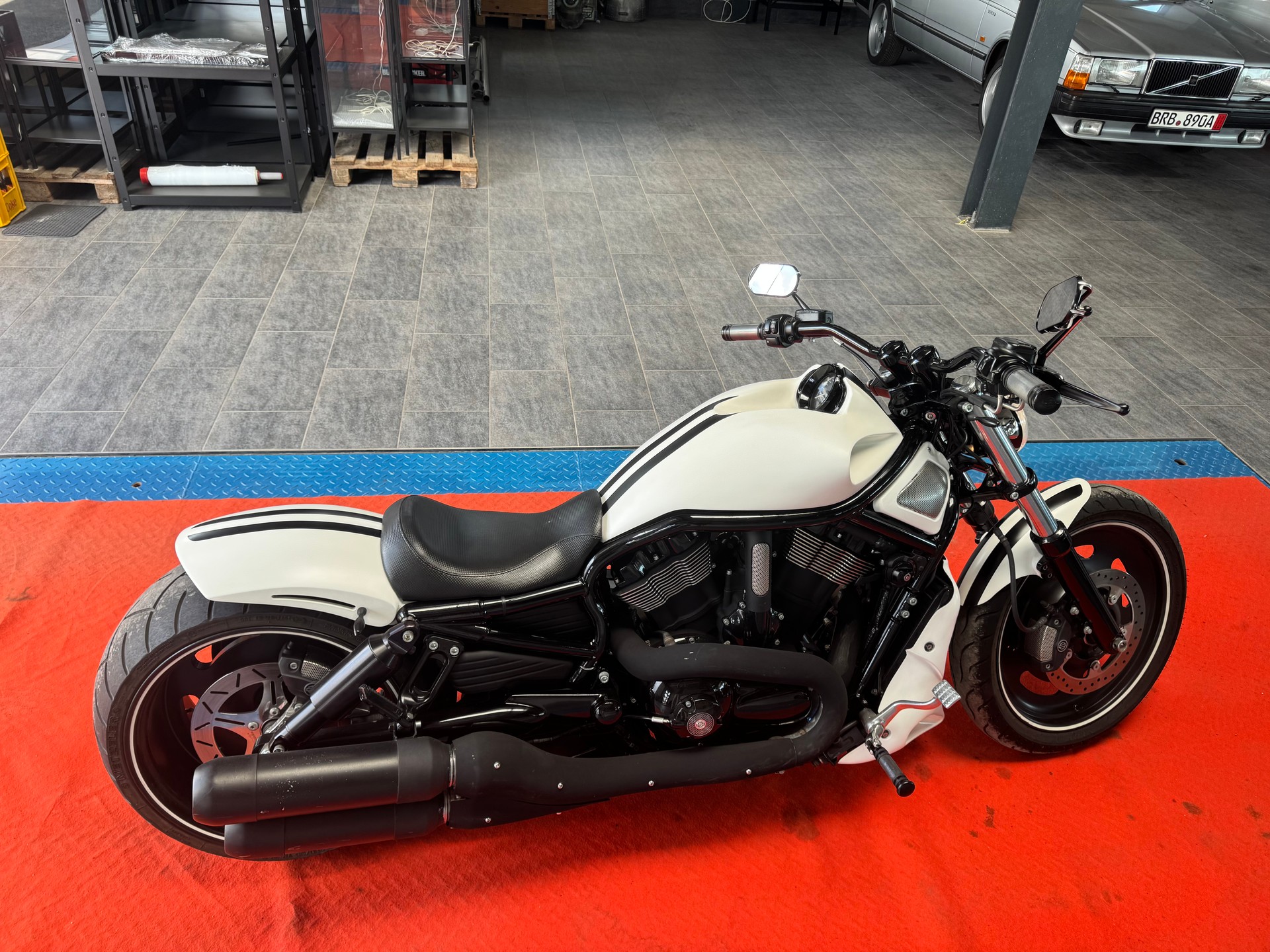 HARLEY-DAVIDSON VRSCDX Night Rod Special ABS