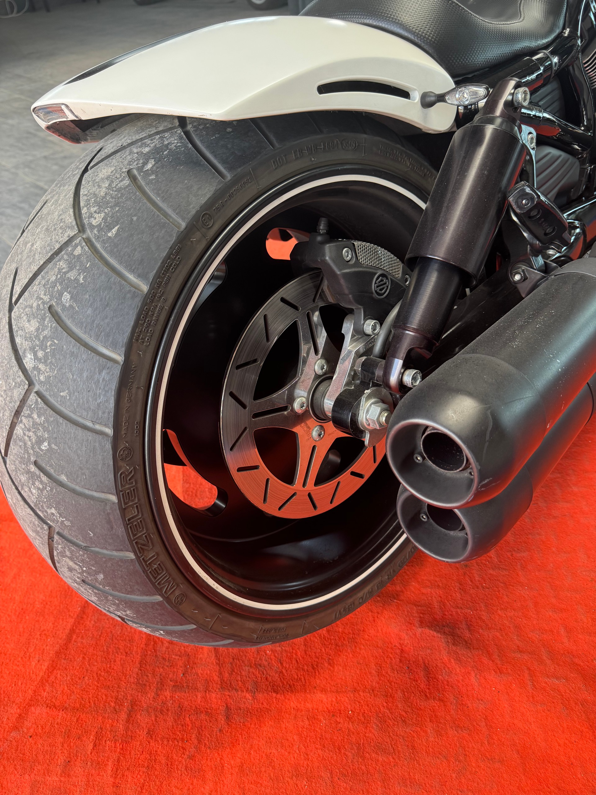 HARLEY-DAVIDSON VRSCDX Night Rod Special ABS-image-8