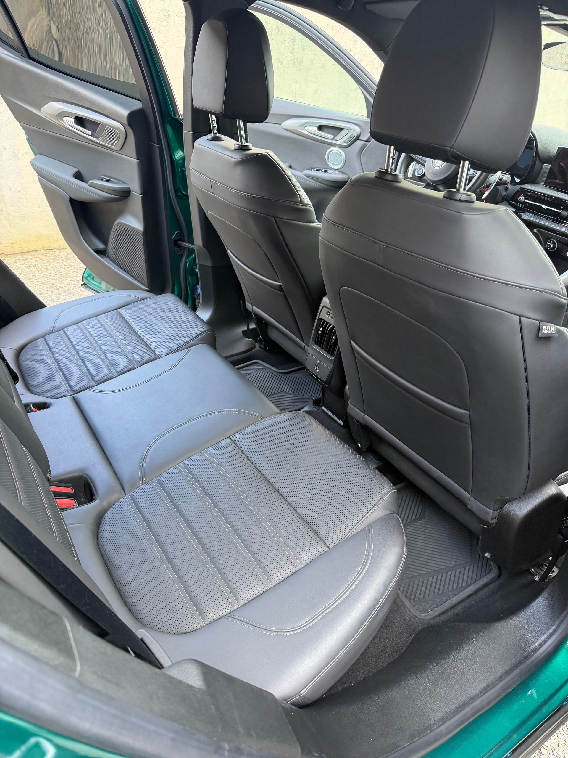 ALFA ROMEO 1.3 Plug-in Hybrid Veloce Q4-image-3
