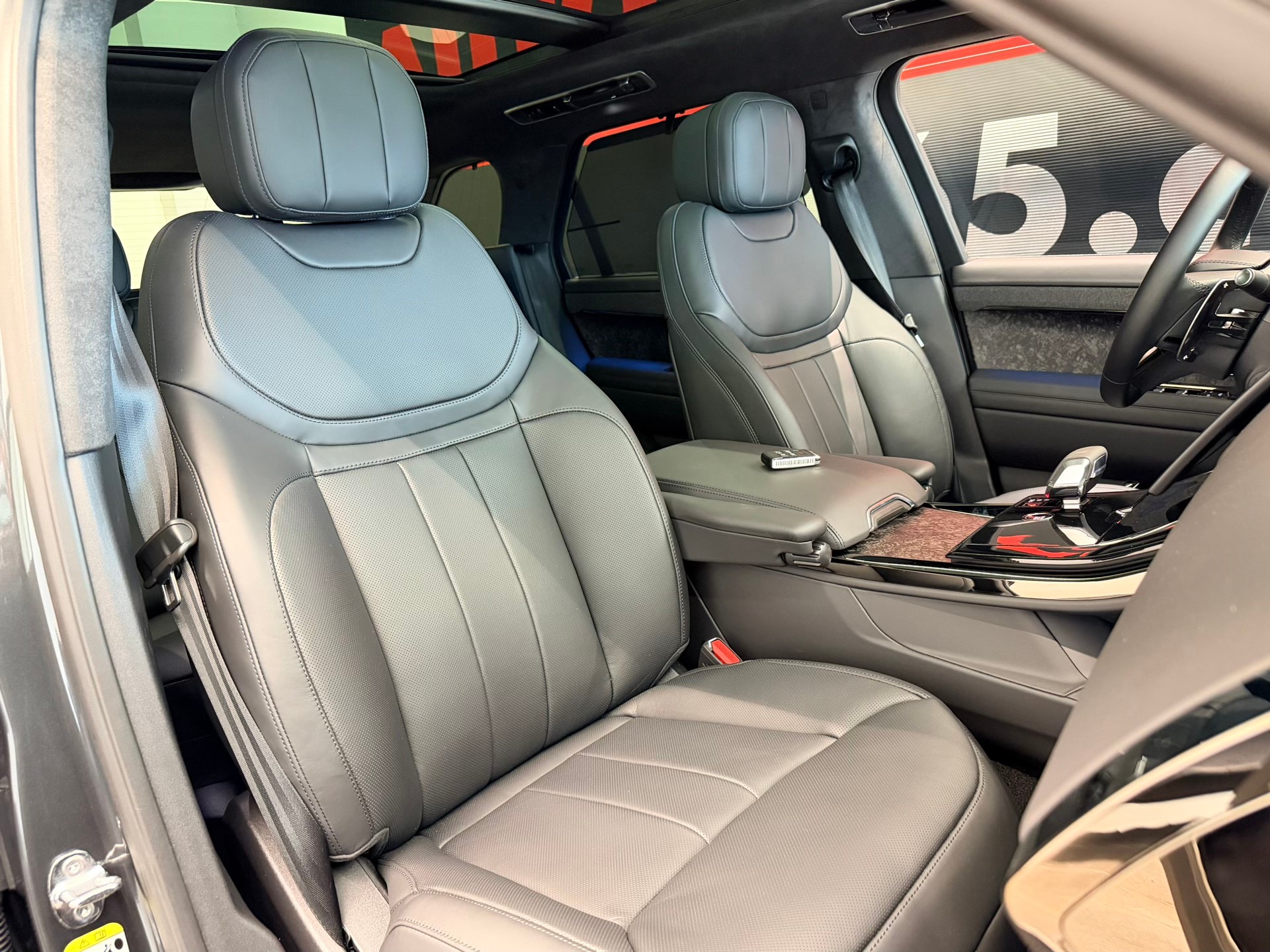 LAND ROVER Range Rover Sport P530 4.4 V8 Autobiography Automatic-image-25