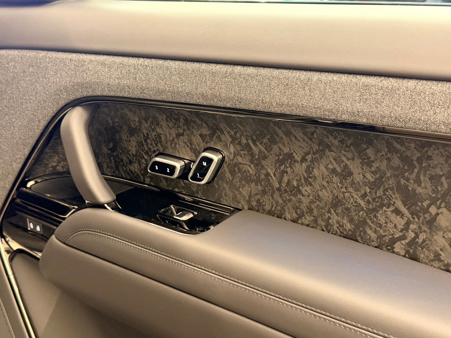 LAND ROVER Range Rover Sport P530 4.4 V8 Autobiography Automatic-image-24