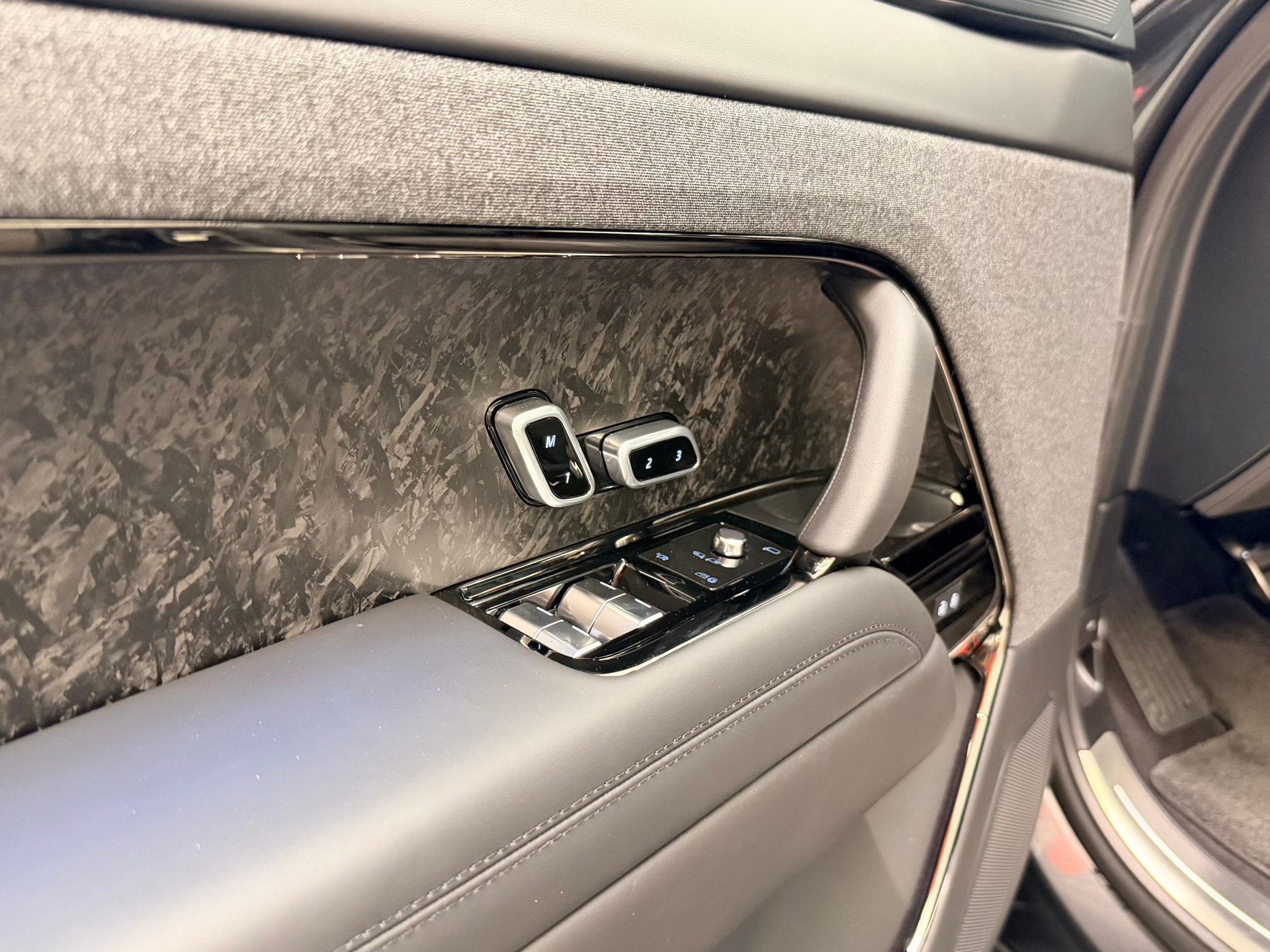 LAND ROVER Range Rover Sport P530 4.4 V8 Autobiography Automatic-image-11