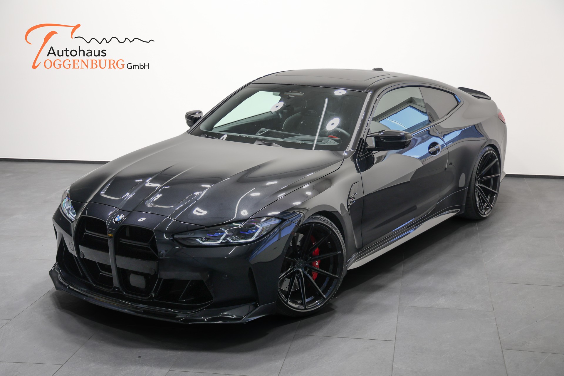 BMW M4 Coupé Competition M xDrive *CH-Fahrzeug*Tief*Breit*Wheelforce*-image-4