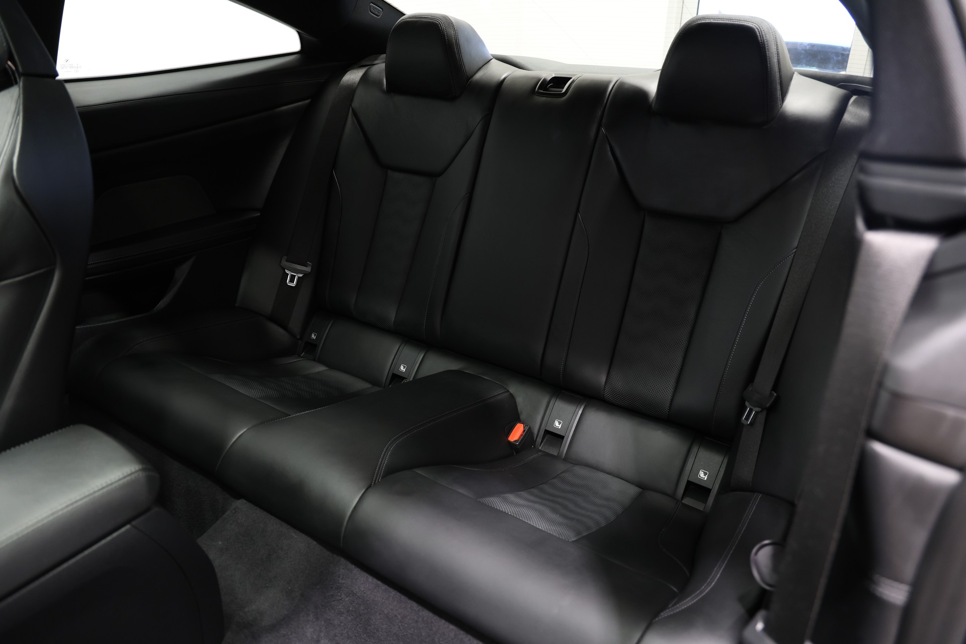 BMW M4 Coupé Competition M xDrive *CH-Fahrzeug*Tief*Breit*Wheelforce*-image-21