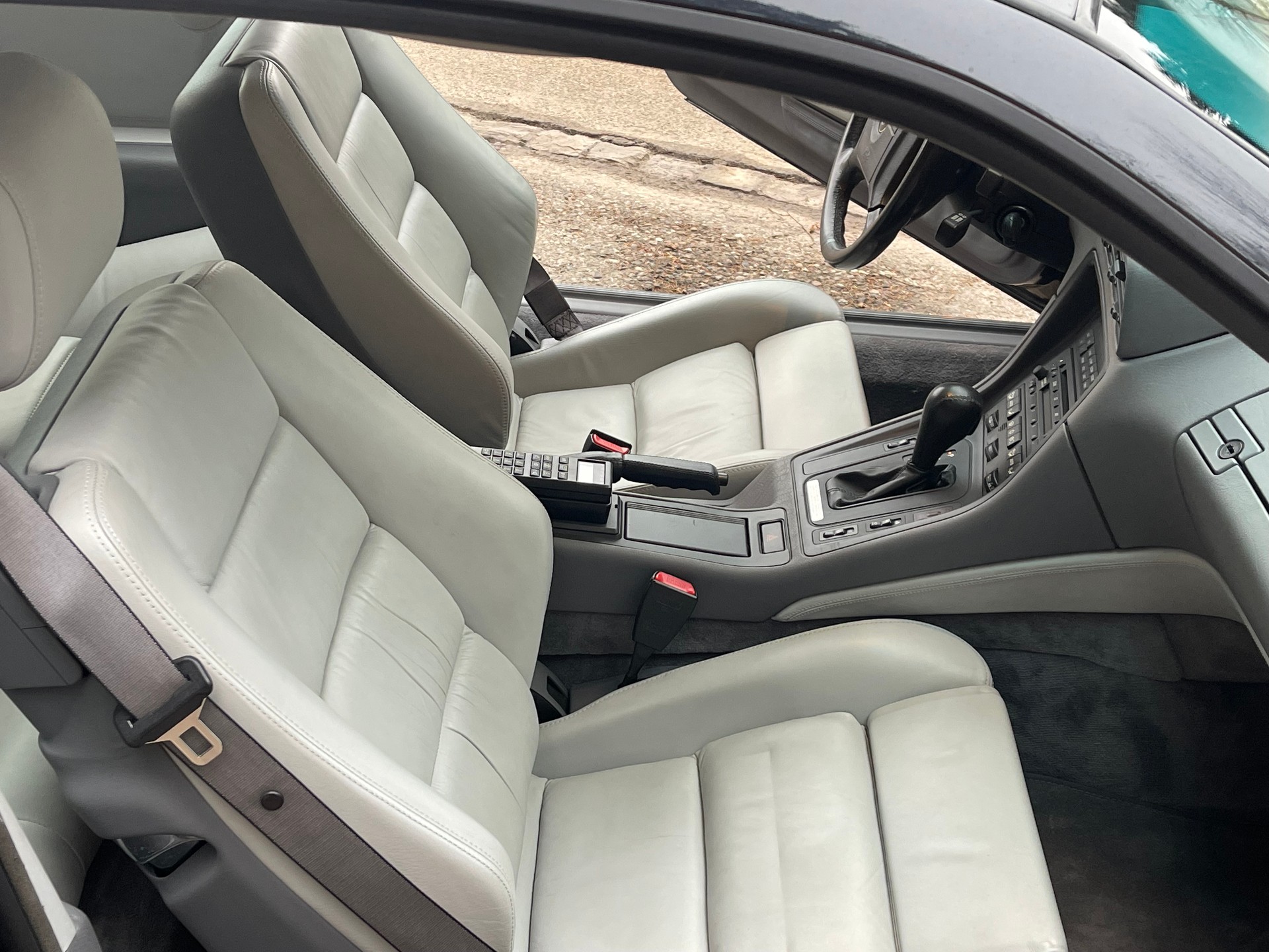 BMW 840 Ci 4.4 Steptronic-image-3
