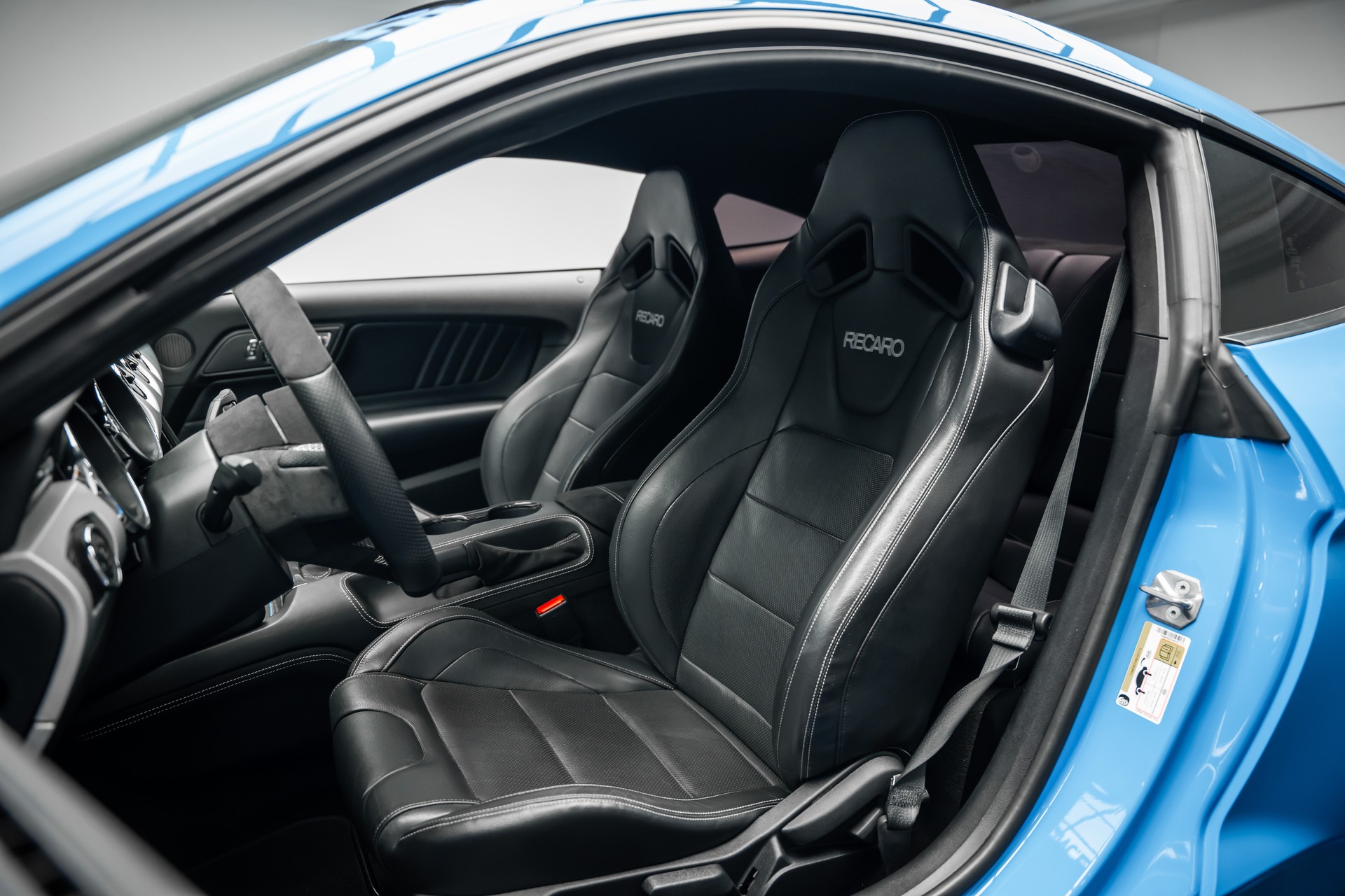 FORD * Mustang 5.0 V8 HANDSCHALTUNG GT BLUE EDITION SPORTPAKET *-image-11