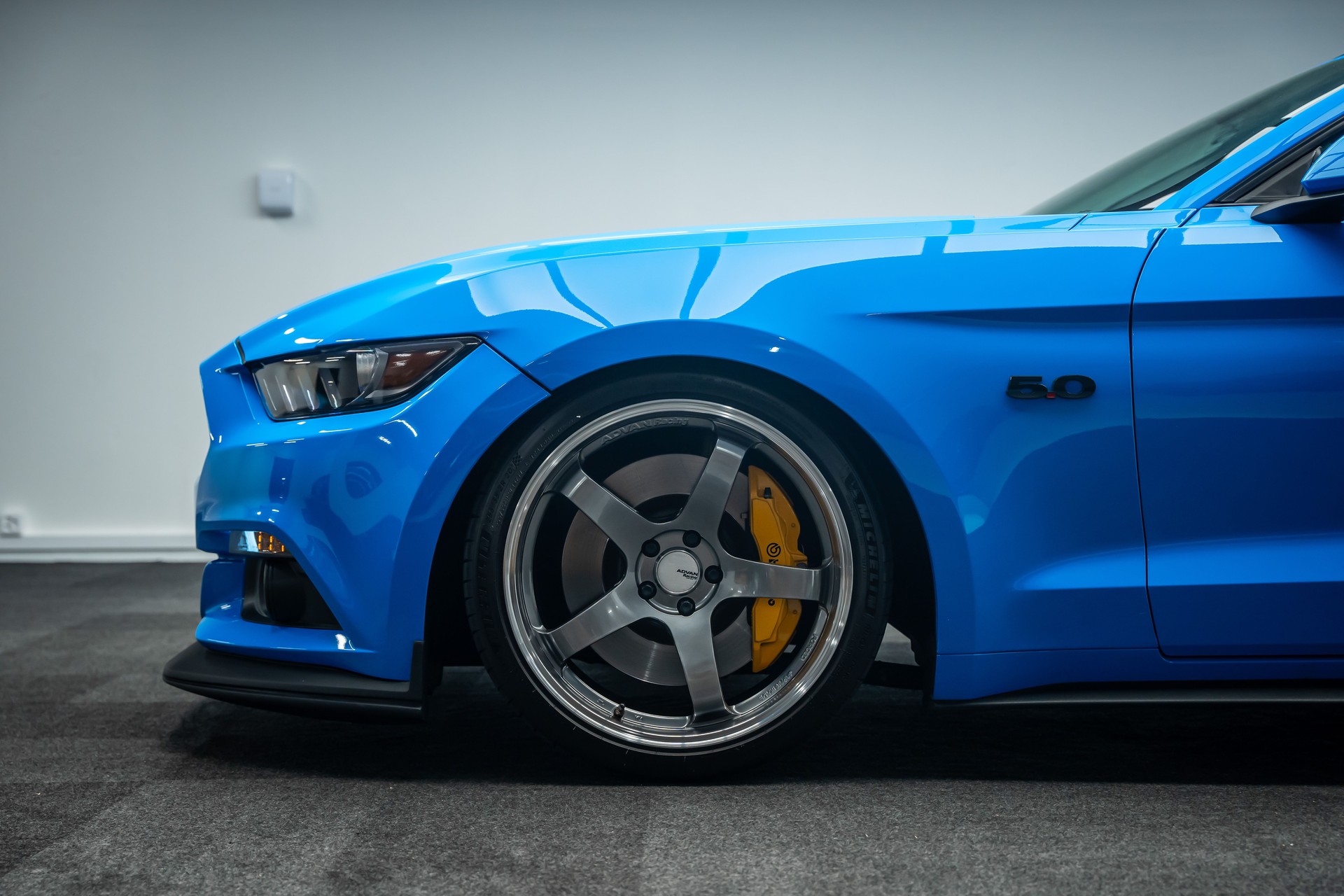 FORD * Mustang 5.0 V8 HANDSCHALTUNG GT BLUE EDITION SPORTPAKET *-showroom-element-1