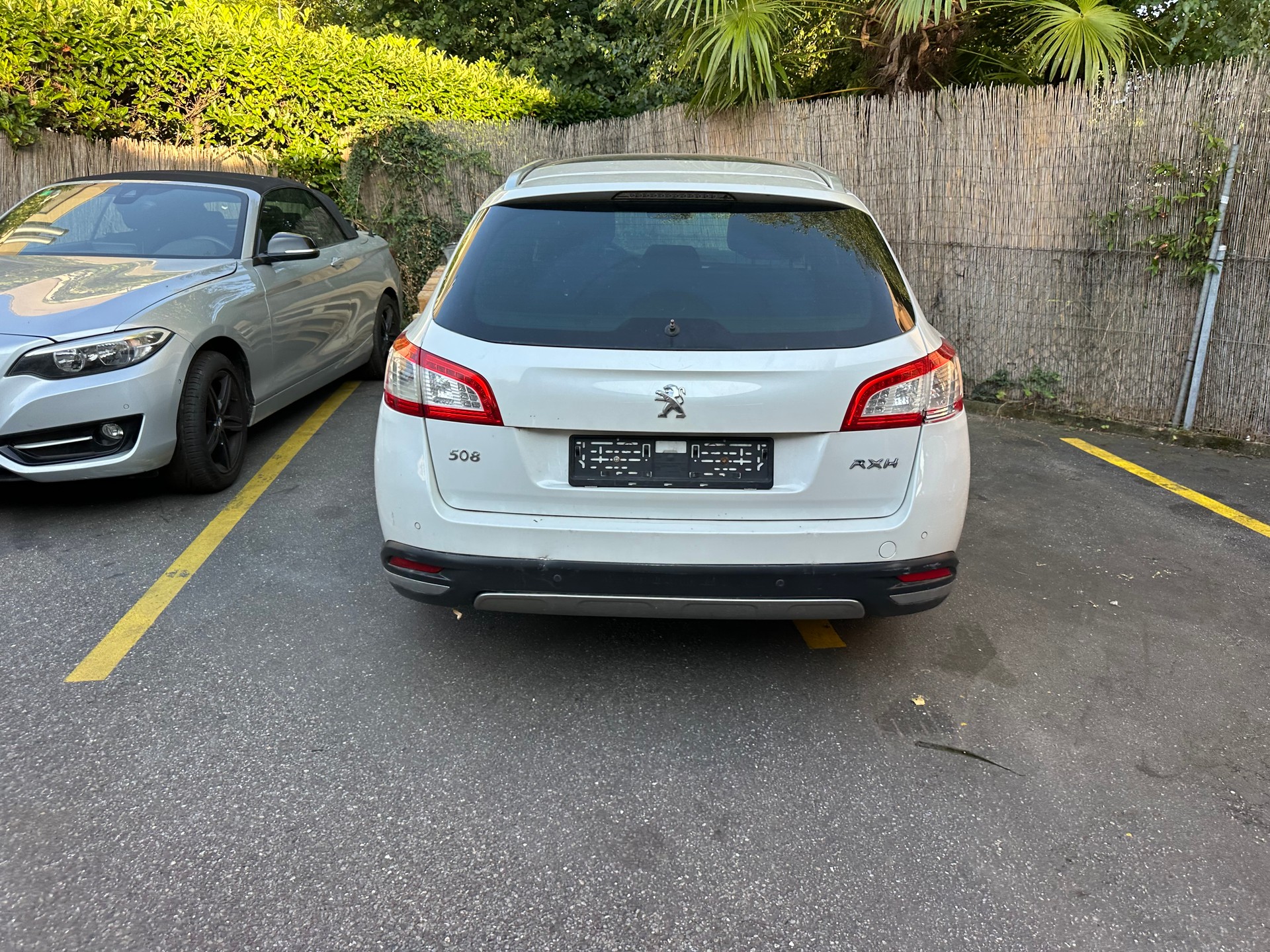 PEUGEOT 508 RXH 2.0 HDI Hybrid4 EGS6-image-3
