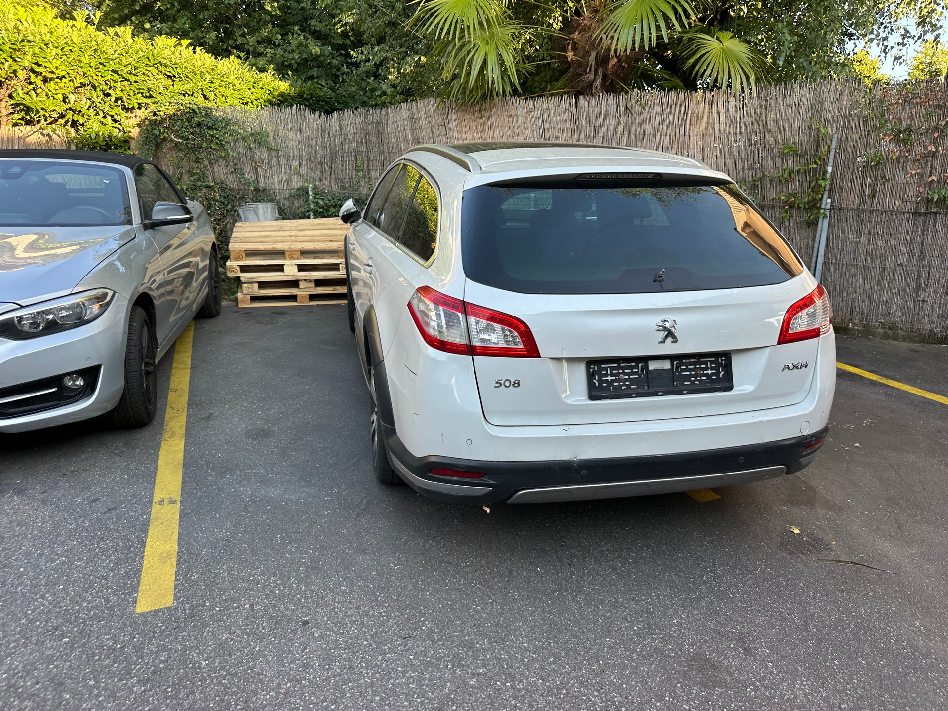 PEUGEOT 508 RXH 2.0 HDI Hybrid4 EGS6-image-12