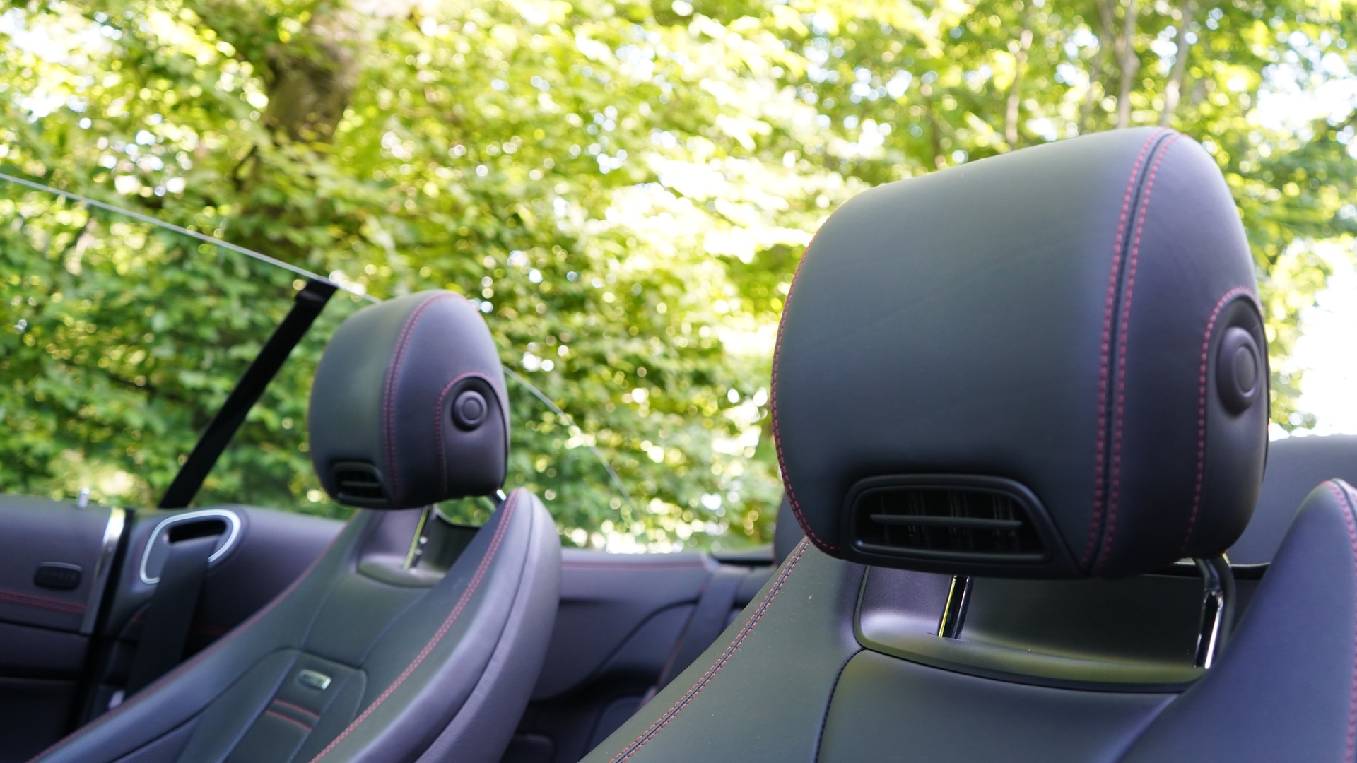 MERCEDES-BENZ E 53 Cabriolet AMG 4 Matic+ 9G-Speedshift TCT-image-13