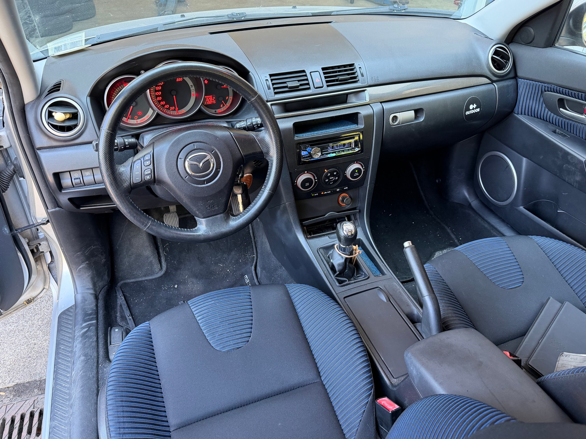 MAZDA 3 2.0 16V Sport-image-7