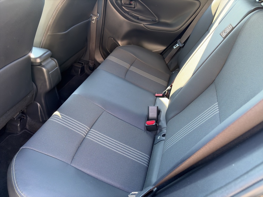 TOYOTA Yaris Cross 1.5 Elegant e-CVT AWDi-image-7
