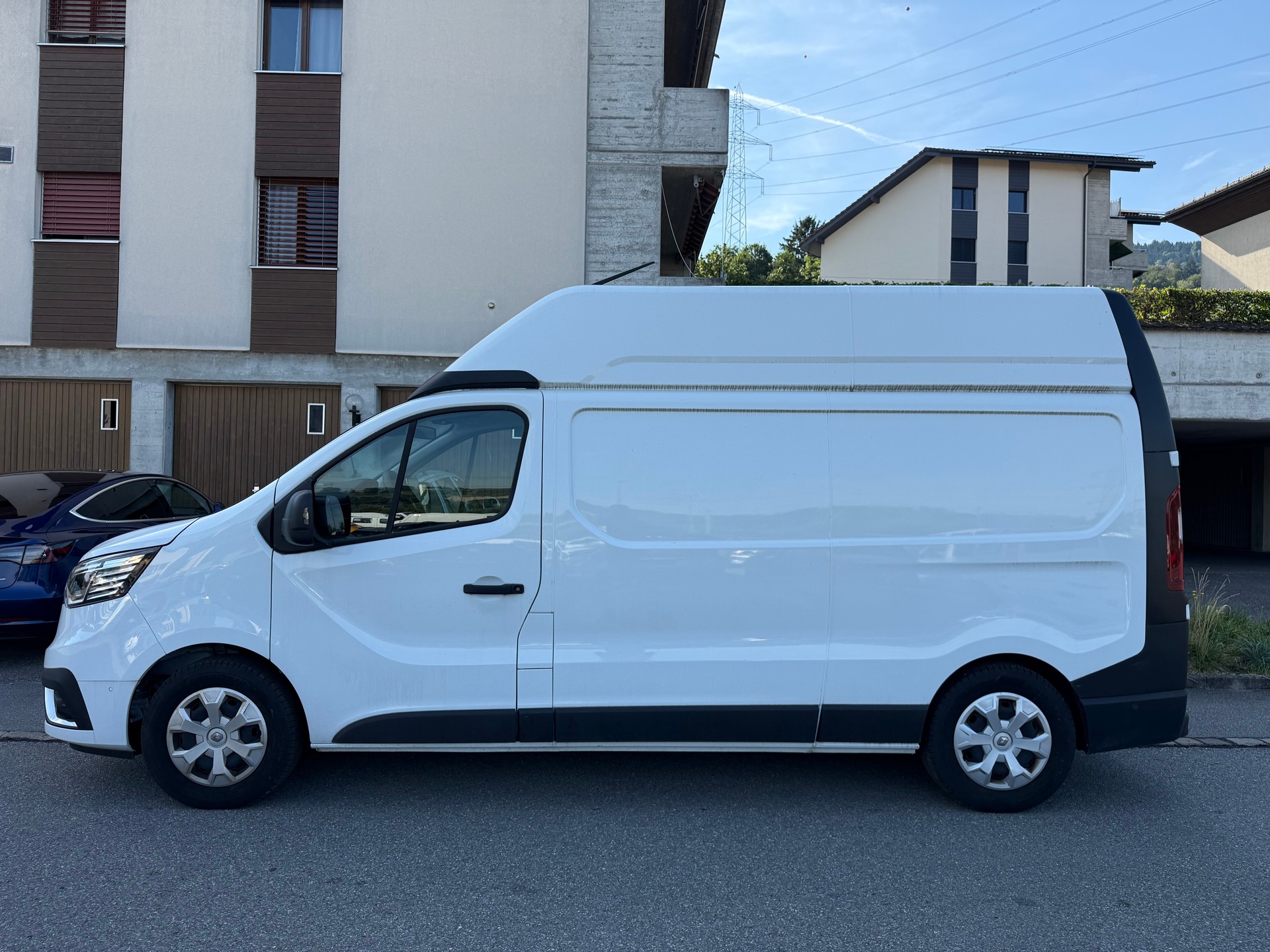 RENAULT Trafic 2.0 Blue dCi 150 Business L2H2 EN-image-3