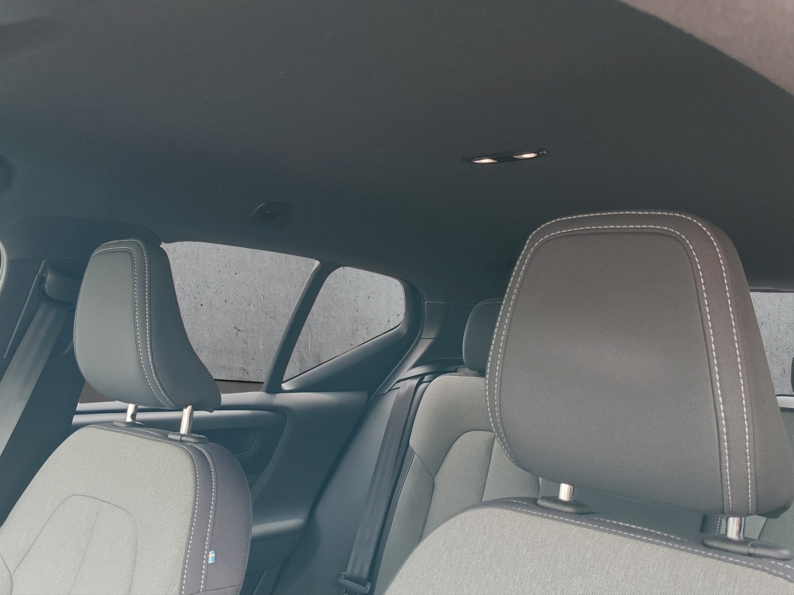 VOLVO XC40 2.0 B3 MH XCITE XCITE-image-11