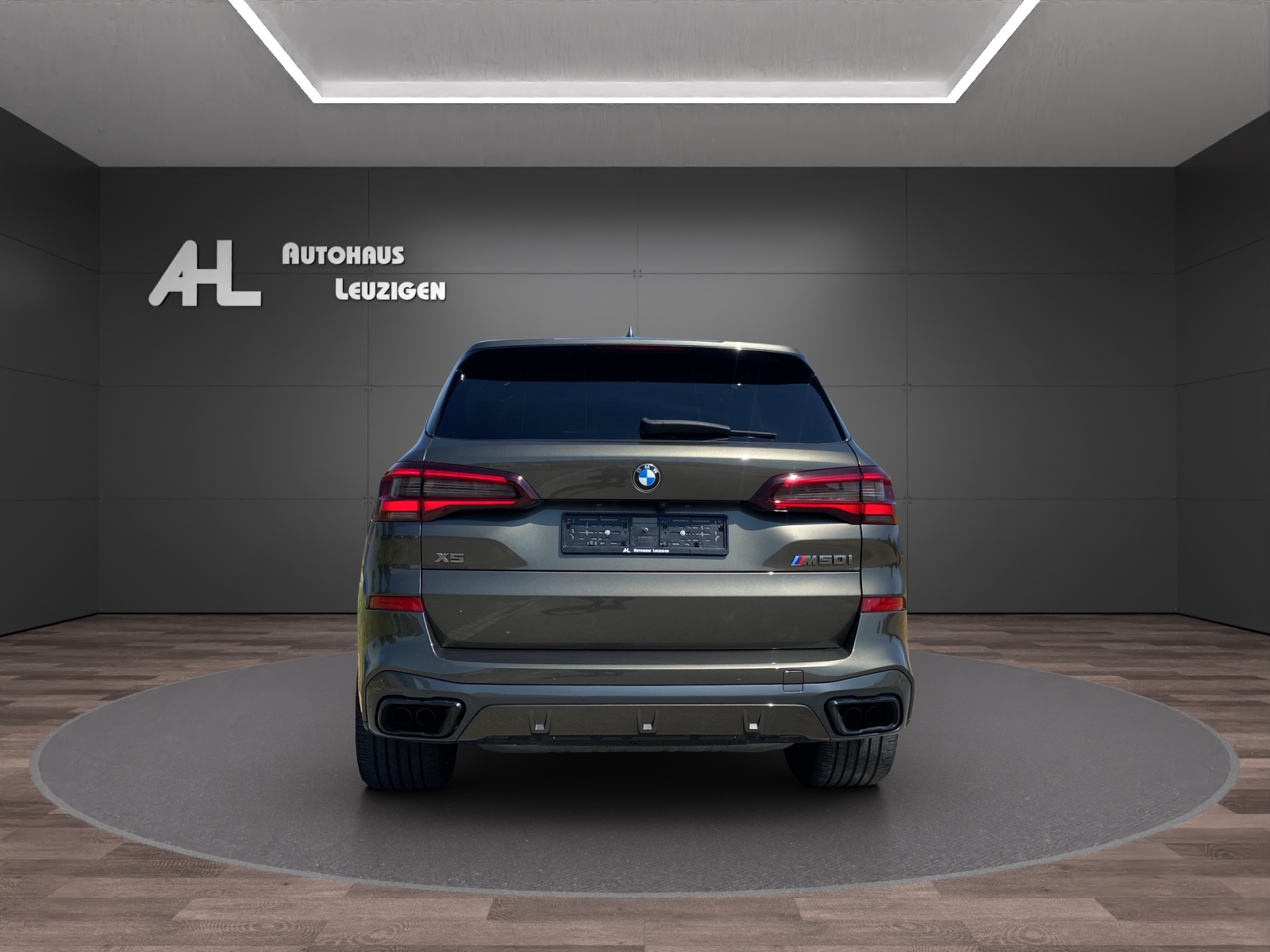 BMW X5 xDrive M50i Steptronic-image-3