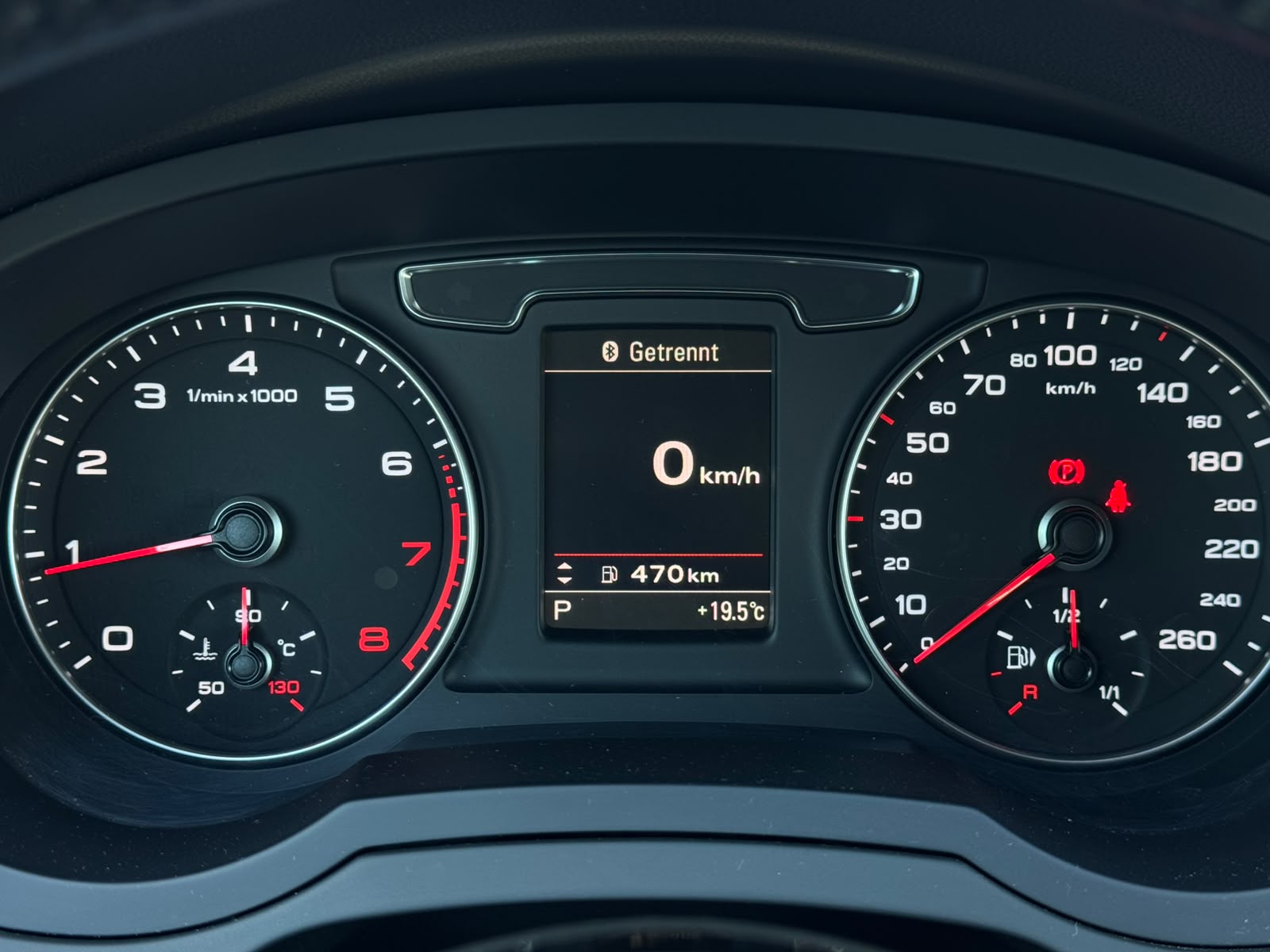 AUDI Q3 1.4 TFSI S-tronic-image-13