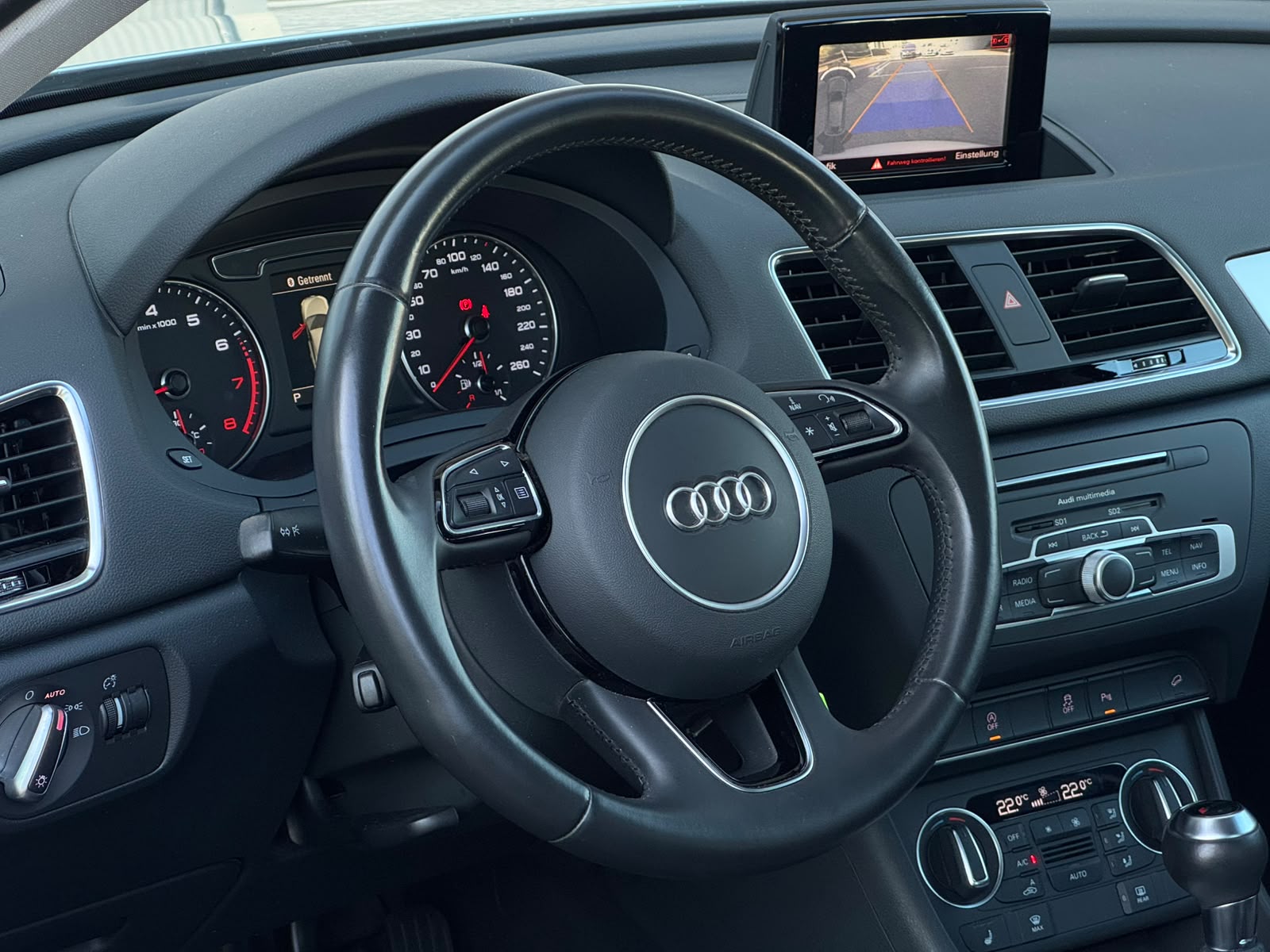 AUDI Q3 1.4 TFSI S-tronic-image-9