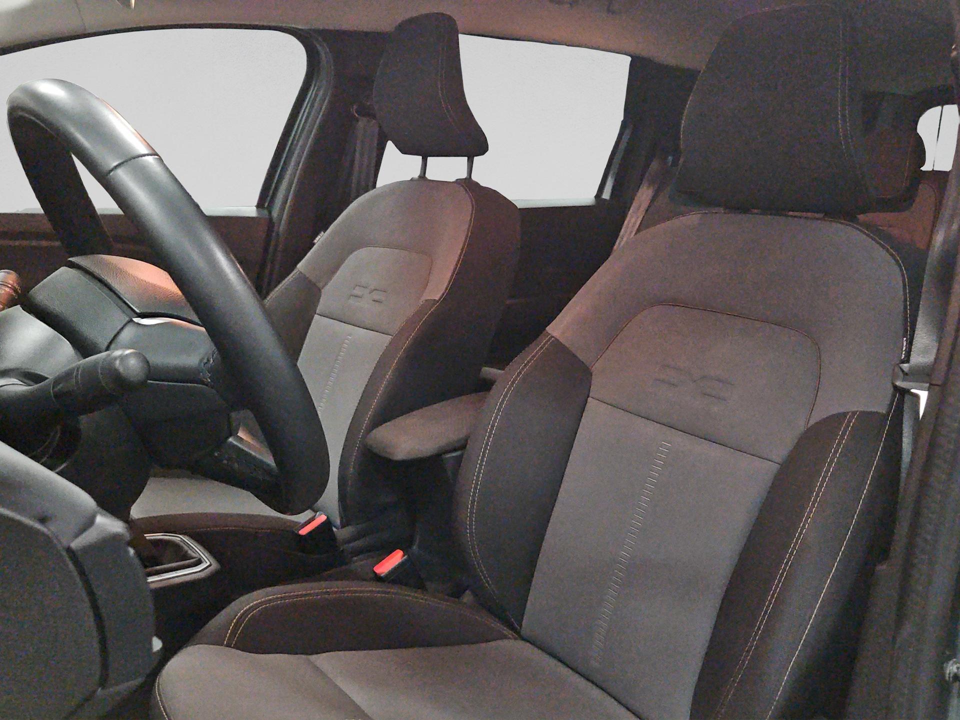 DACIA Jogger HEV 140 Extreme-image-8