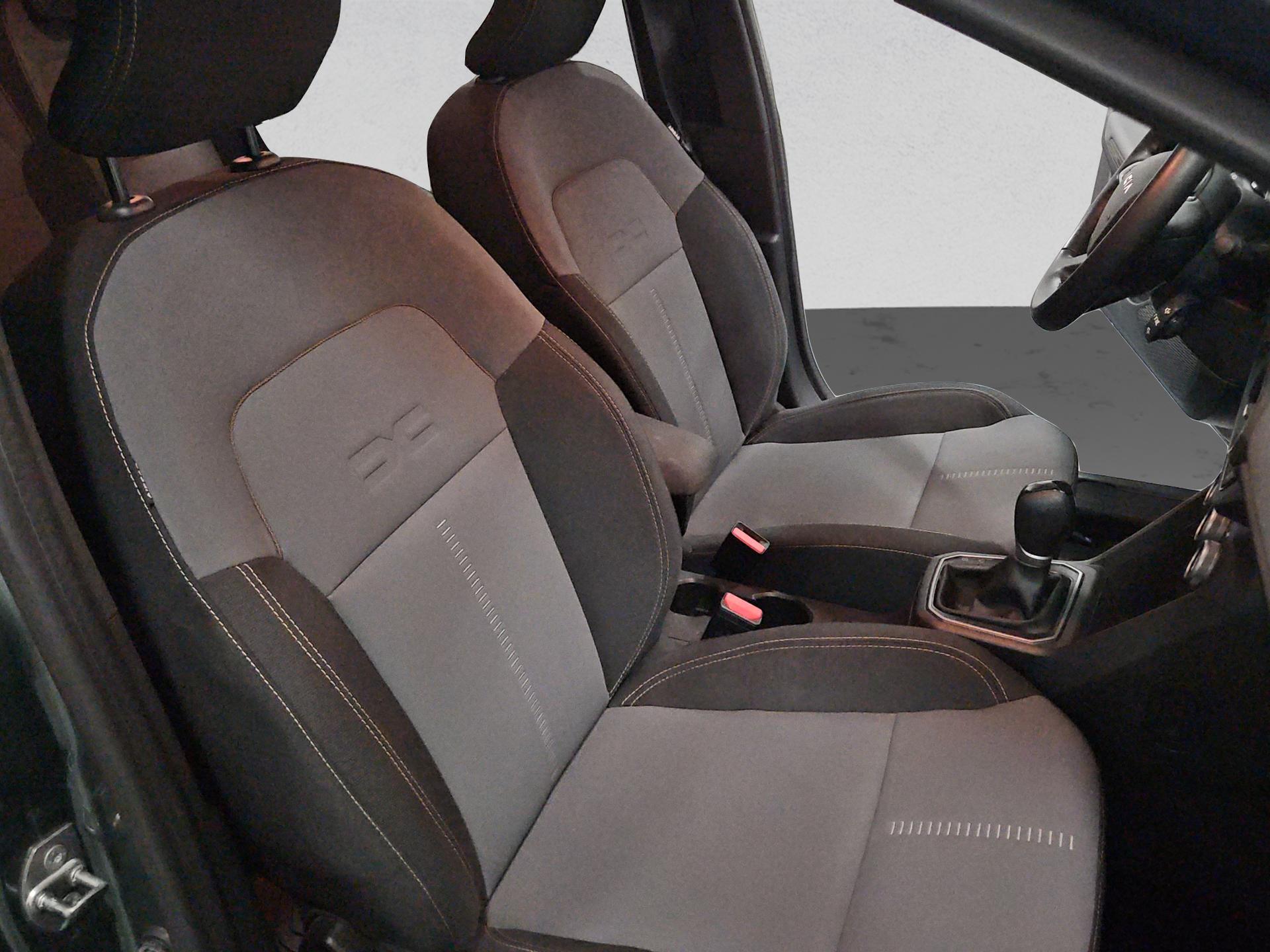 DACIA Jogger HEV 140 Extreme-image-16
