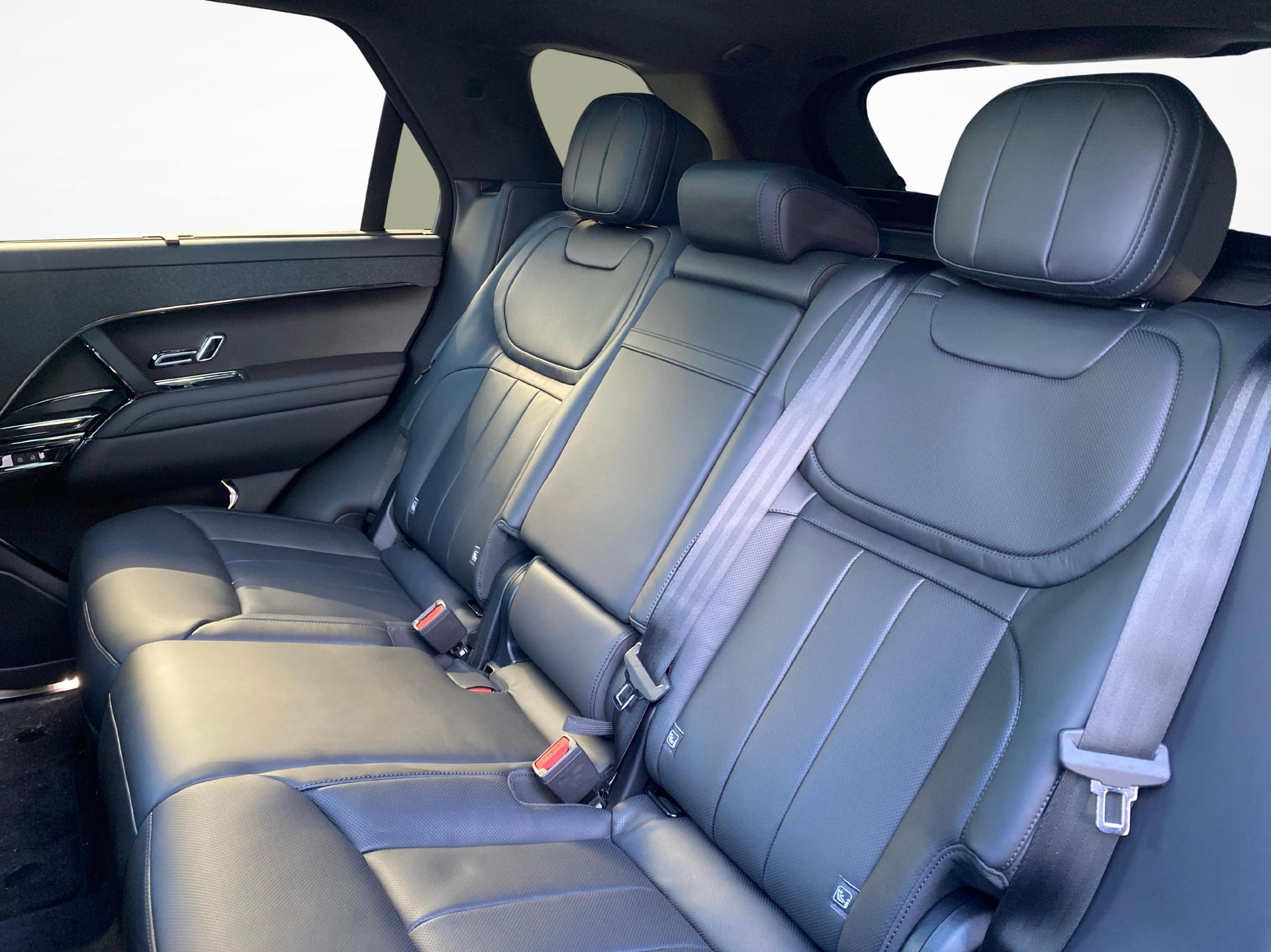 LAND ROVER Range Rover Sport 3.0 I6 P550e Autobiography-image-13
