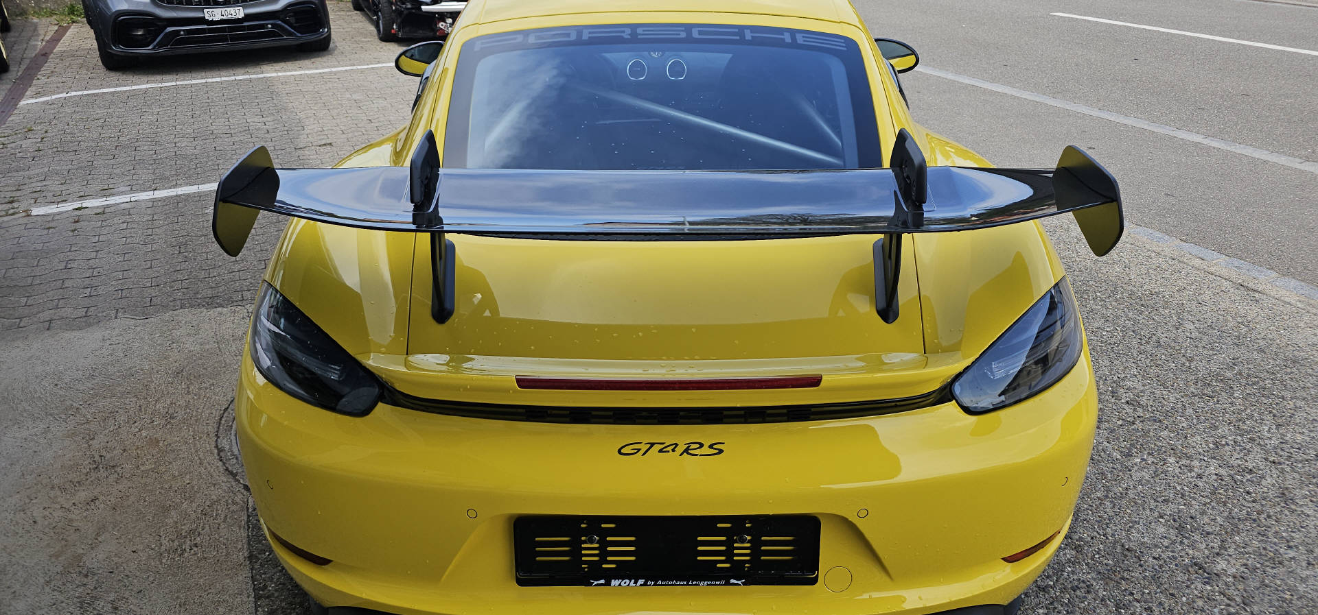 PORSCHE Cayman 718 4.0 GT4 RS PDK-image-5