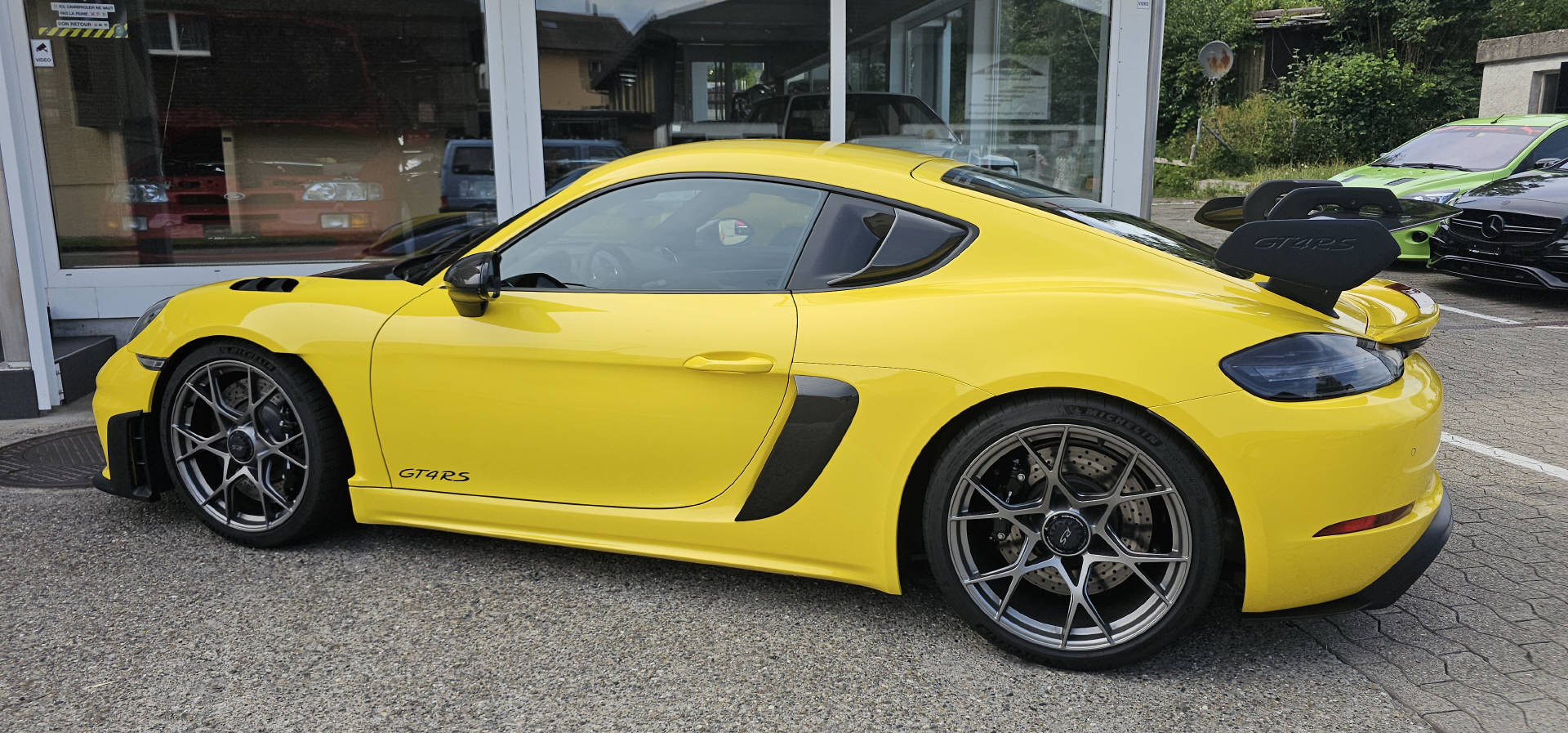 PORSCHE Cayman 718 4.0 GT4 RS PDK-image-7