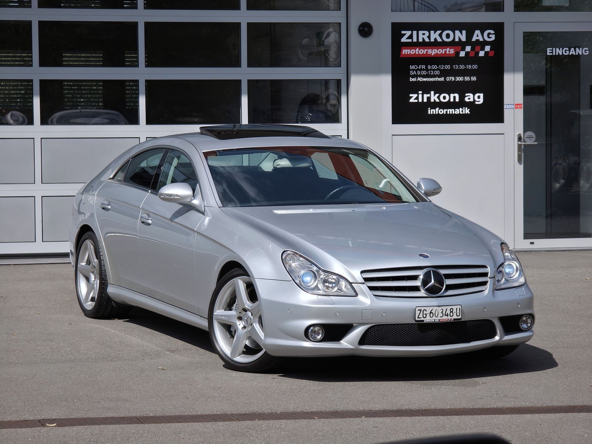 MERCEDES-BENZ CLS 55 AMG Automatic-image-0