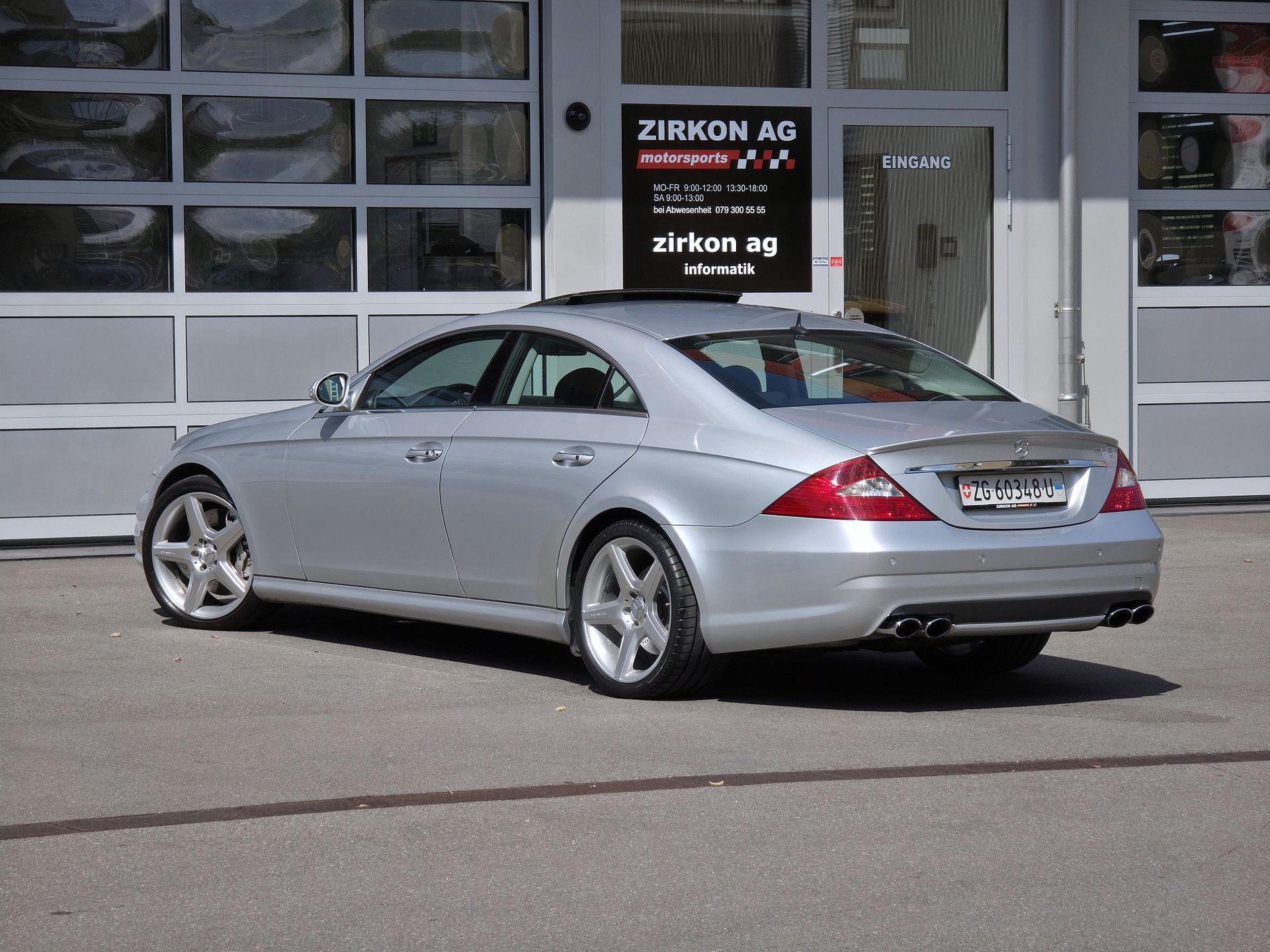 MERCEDES-BENZ CLS 55 AMG Automatic-image-10