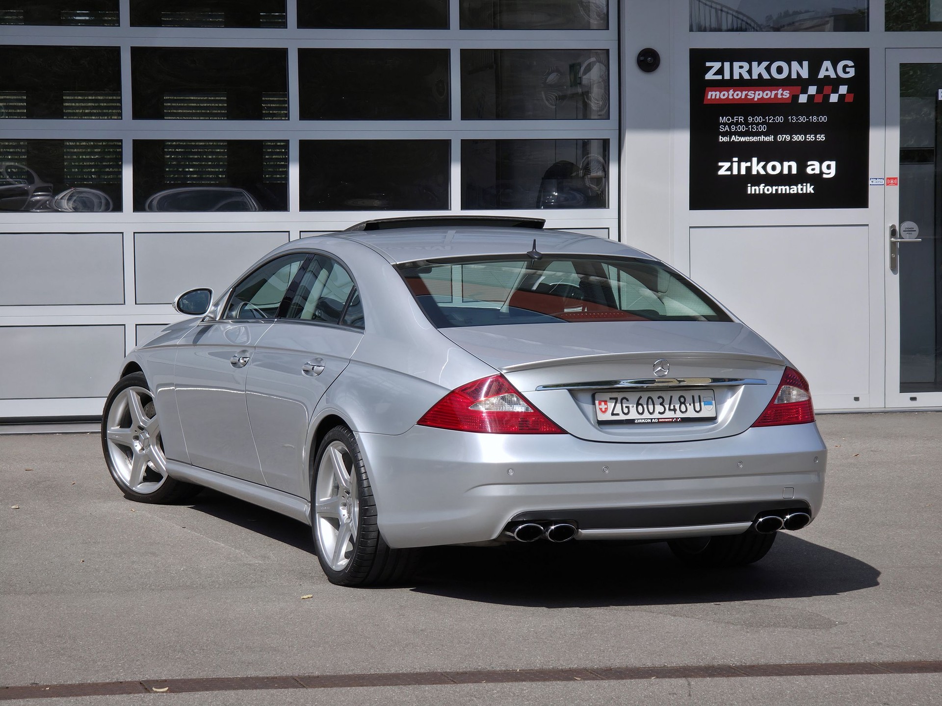 MERCEDES-BENZ CLS 55 AMG Automatic-image-8