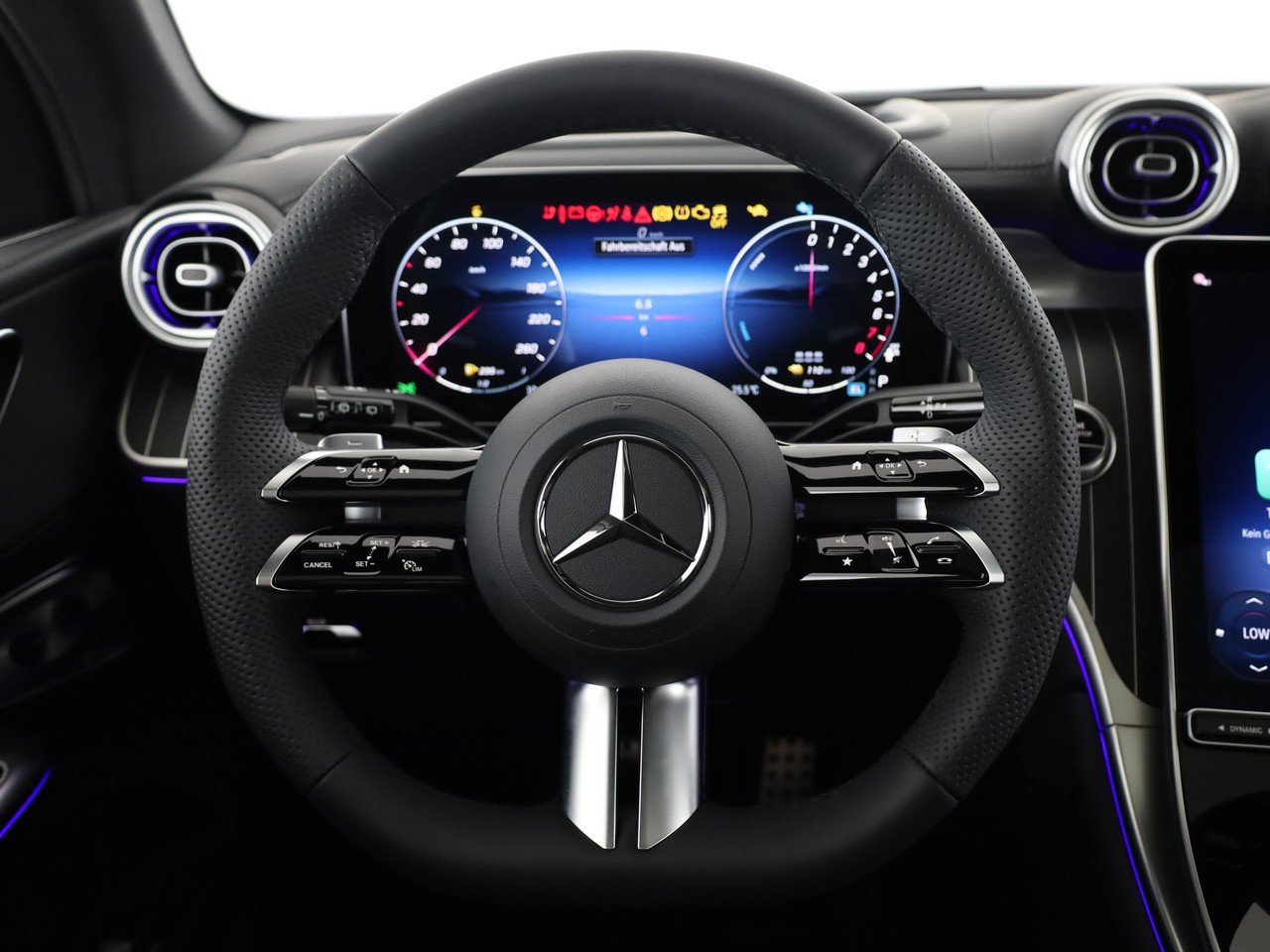 MERCEDES-BENZ GLC 400 e 4Matic 9G-Tronic-image-11