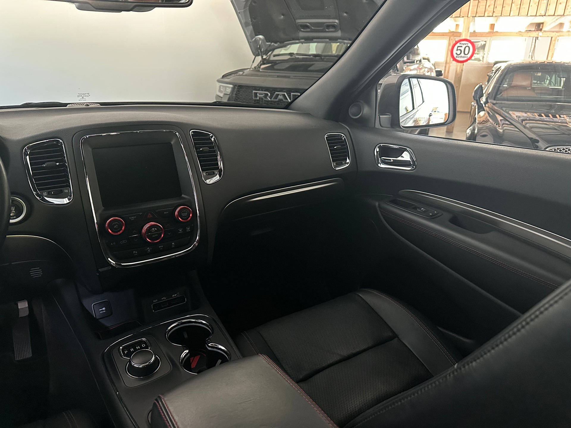 DODGE Durango R/T-image-7