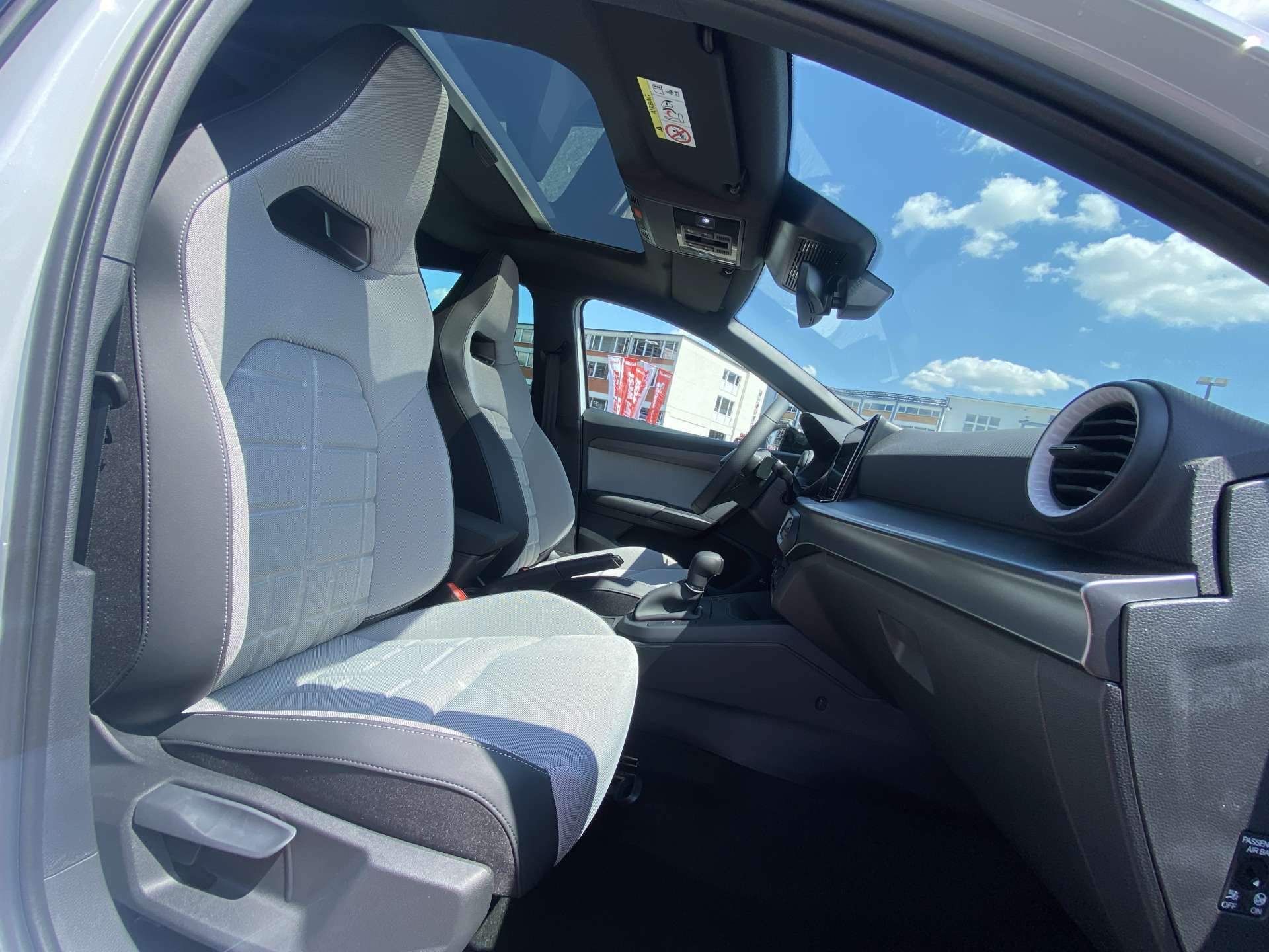SEAT Ibiza 1.5 EcoTSi FR DSG-Automat-image-12