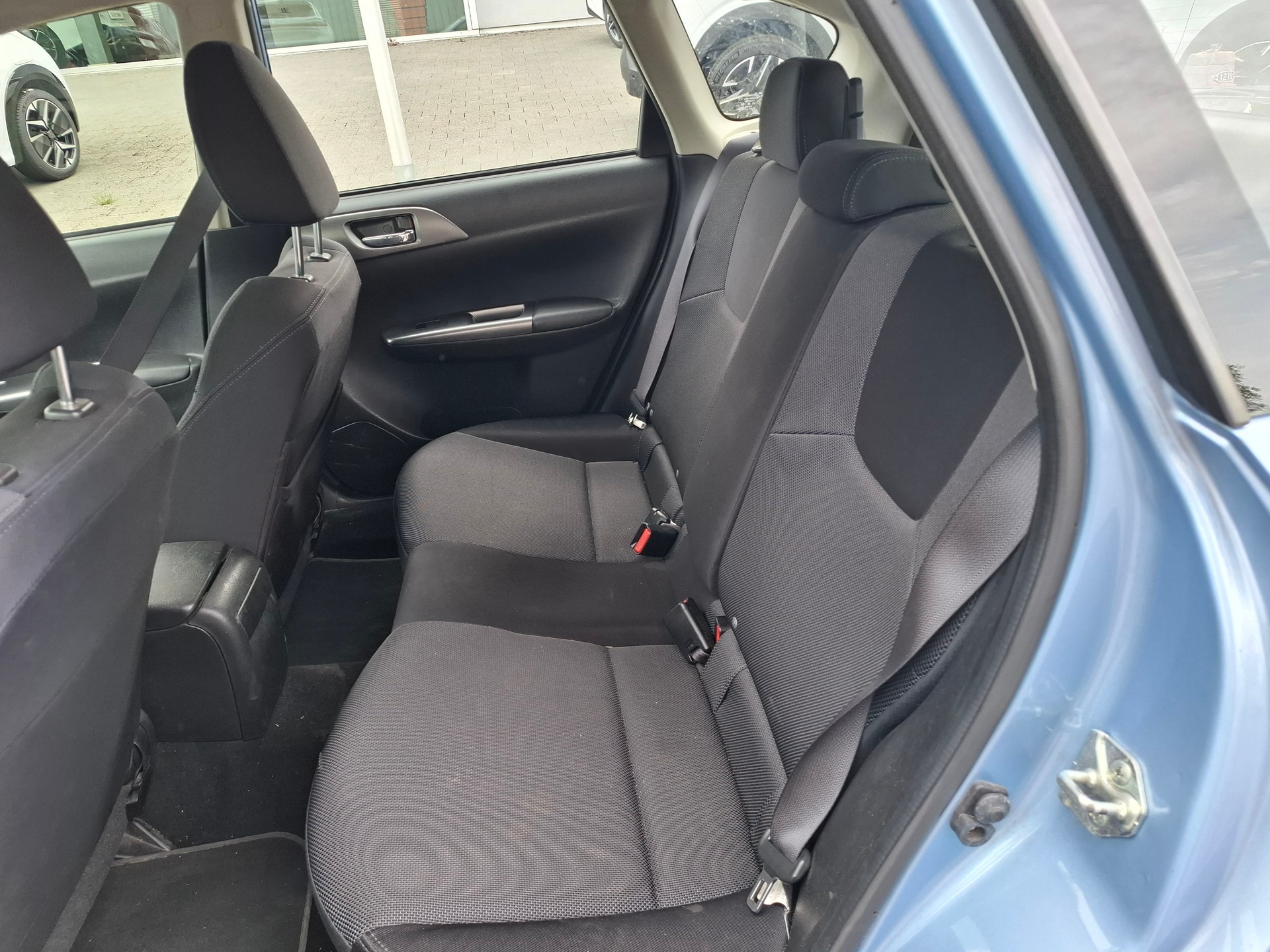 SUBARU Impreza 2.0R Limited S-image-5