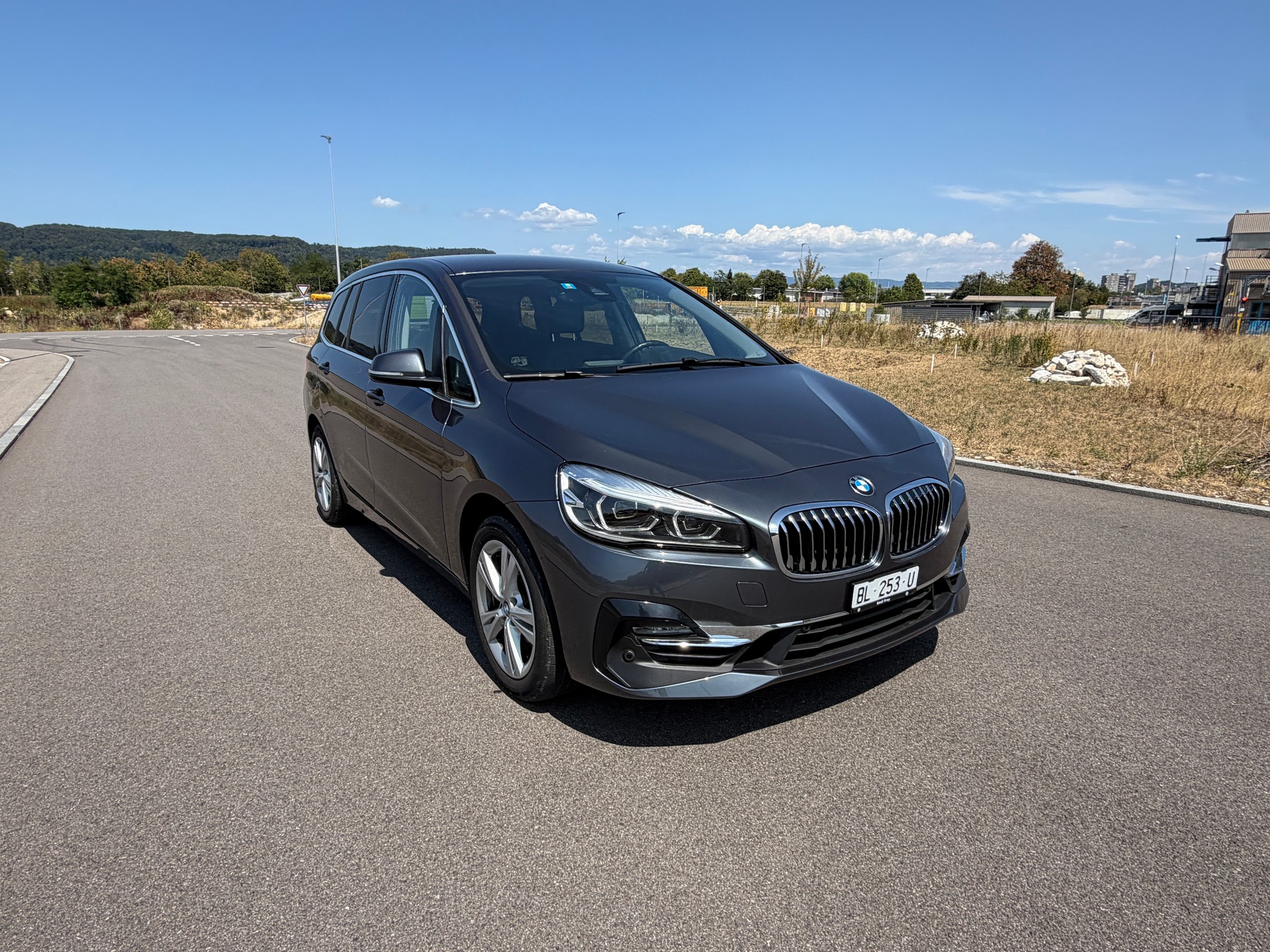 BMW 220i Gran Tourer Luxury Line DKG 7 Plätzer-image-9