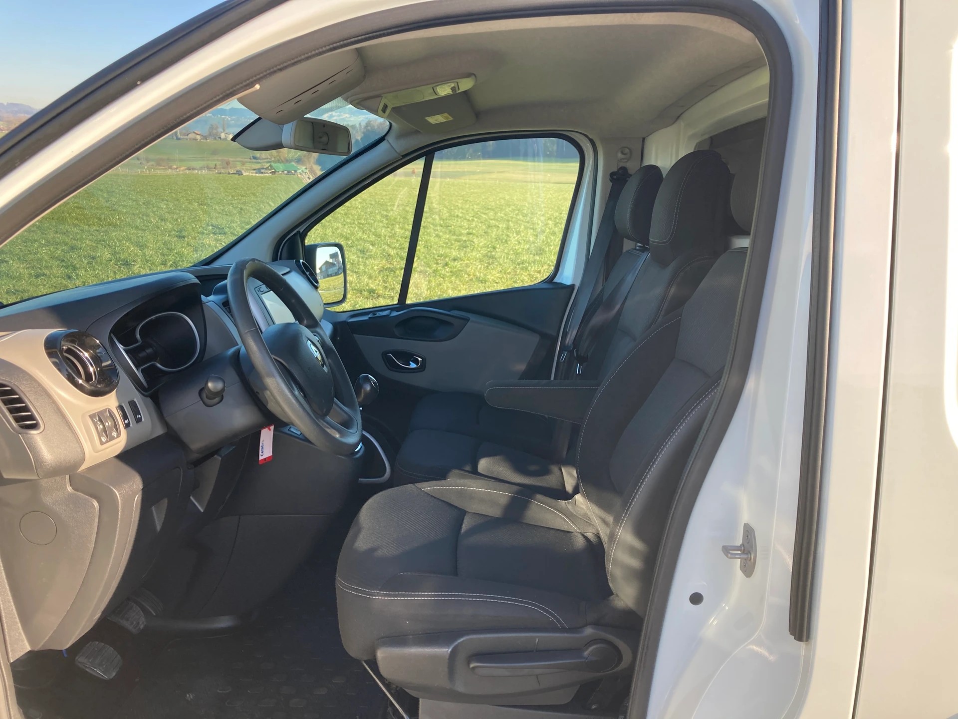 RENAULT Trafic 1.6 dCi 115 2.9t Business L1H1 *Nutzlast 1`160KG*2 Schiebetüren*-image-7