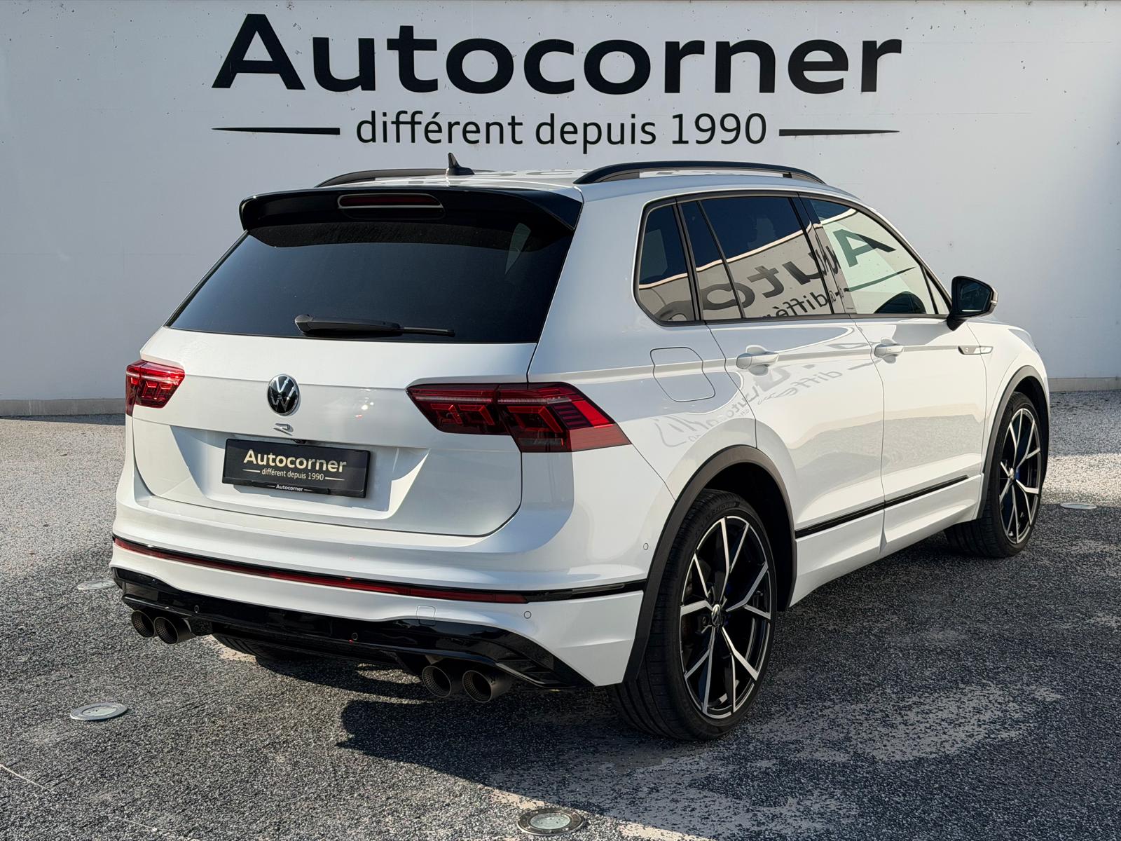 VW Tiguan 2.0TSI R 4Motion DSG-showroom-element-3