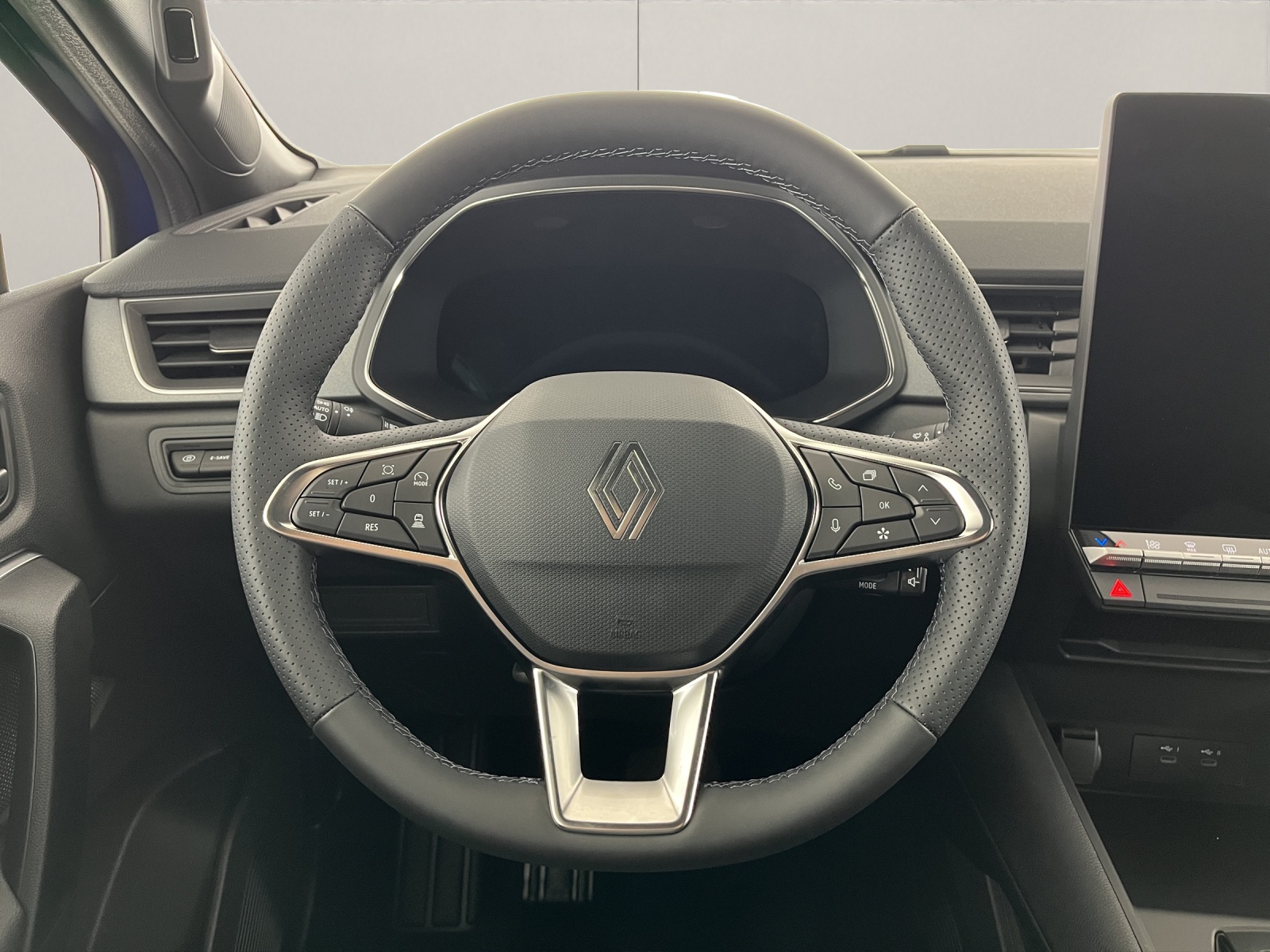 RENAULT Captur 1.8 E-Tech techno-image-9