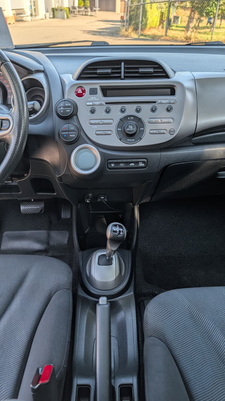 HONDA Jazz 1.4i Exclusive i-Shift-image-10