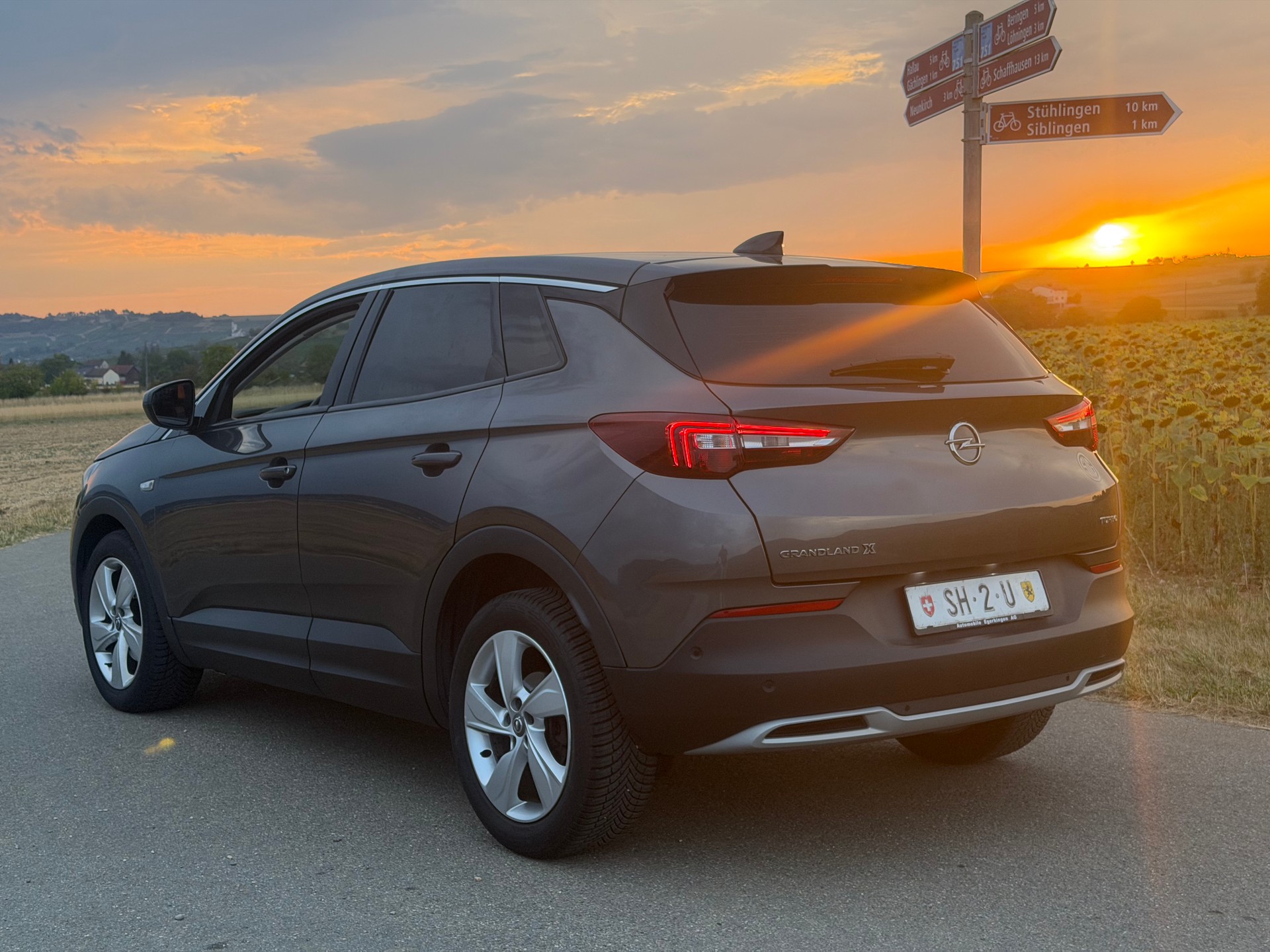 OPEL Grandland X 1.2i TP Design Line Automatik-image-4