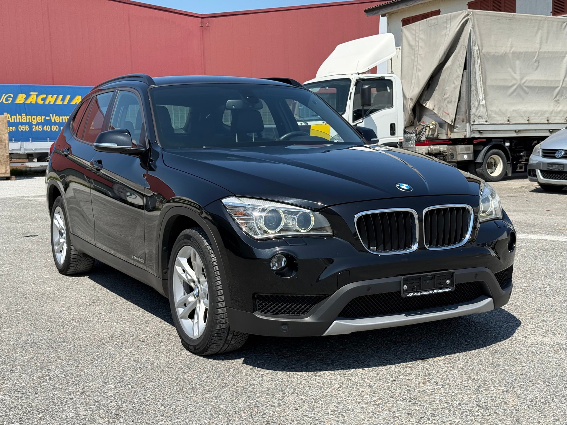 BMW X1 sDrive 20d-image-1