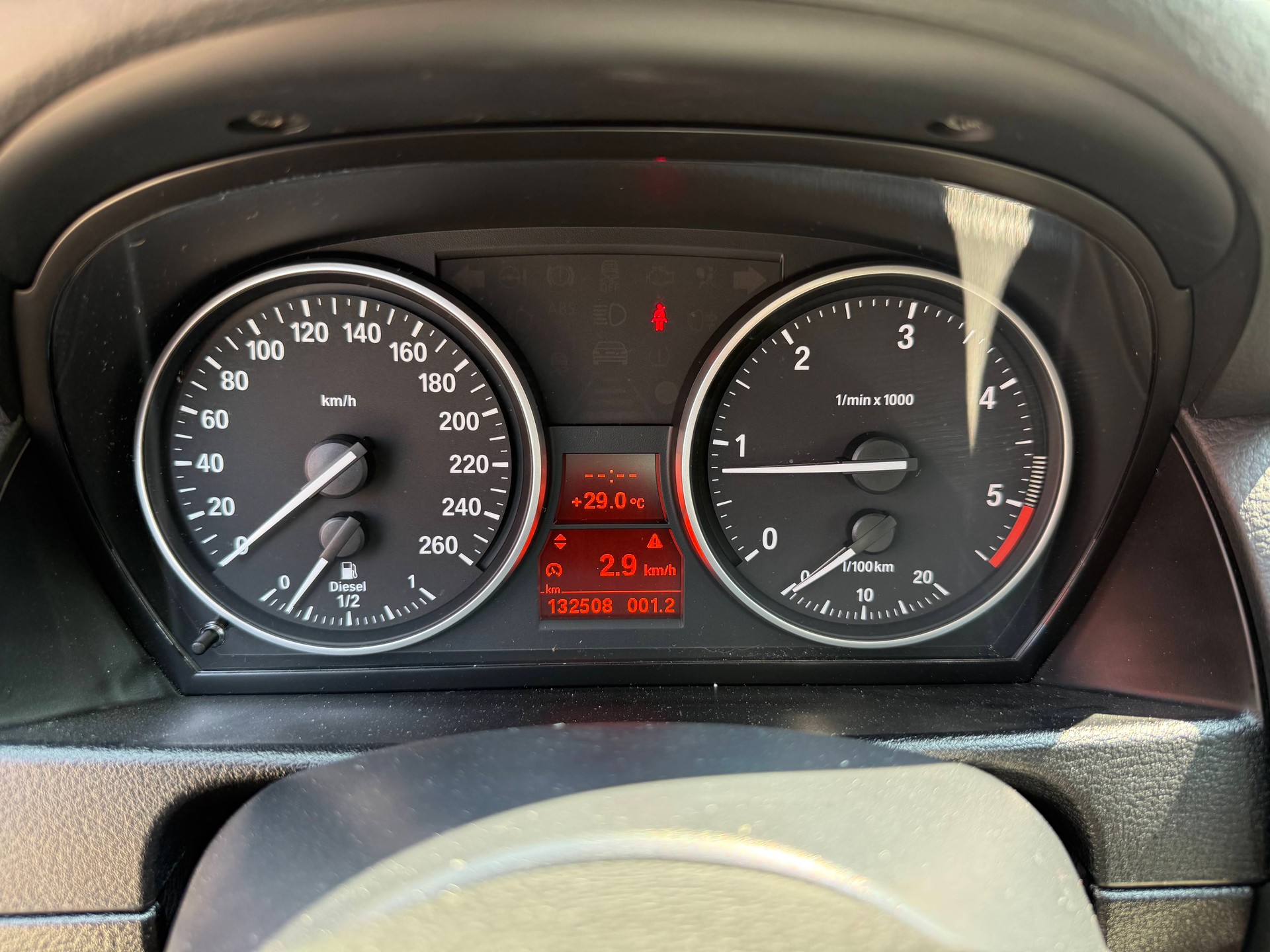 BMW X1 sDrive 20d-image-4