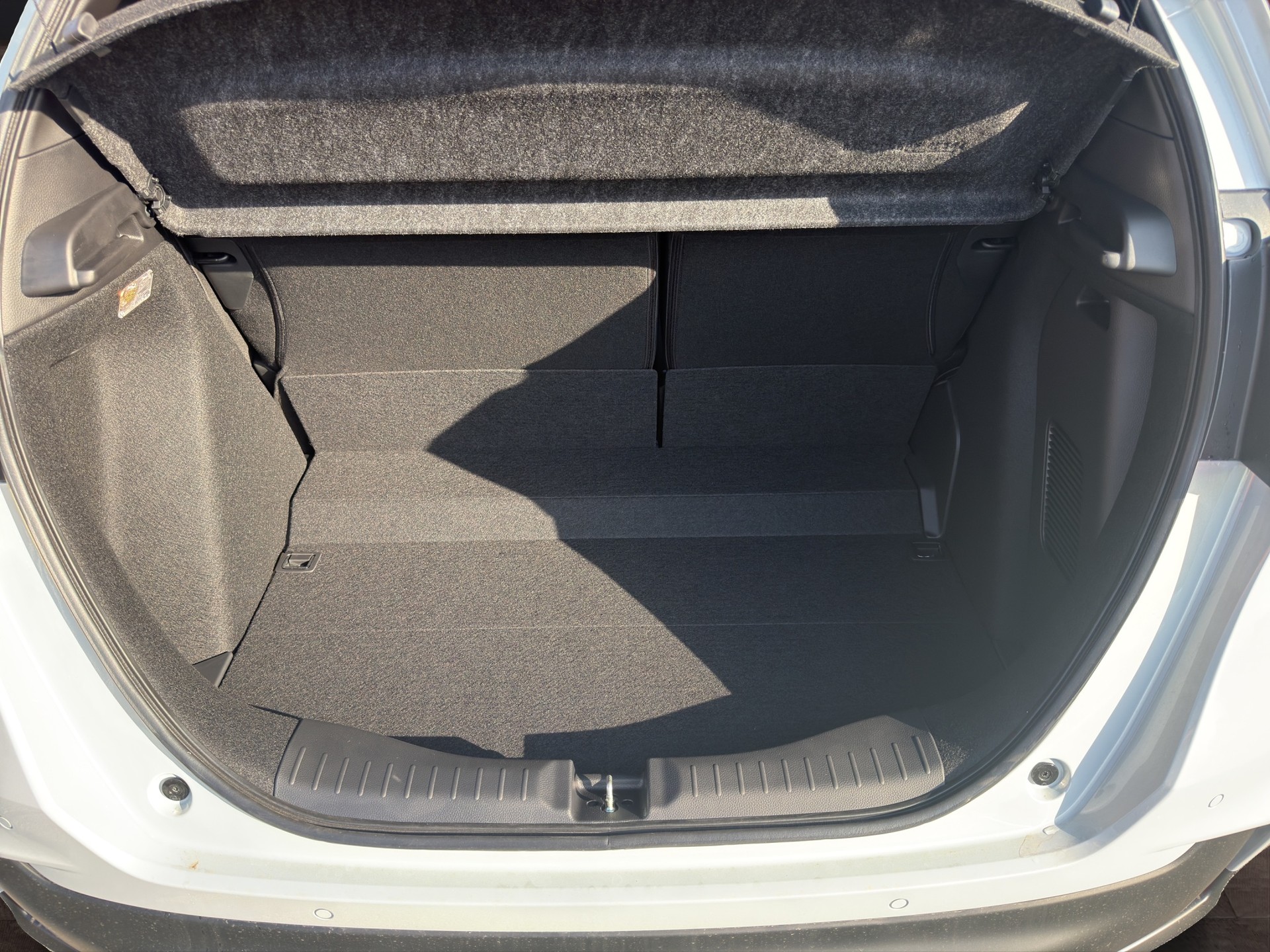 HONDA Jazz 1.5i-MMD Advance E-CVT-image-16