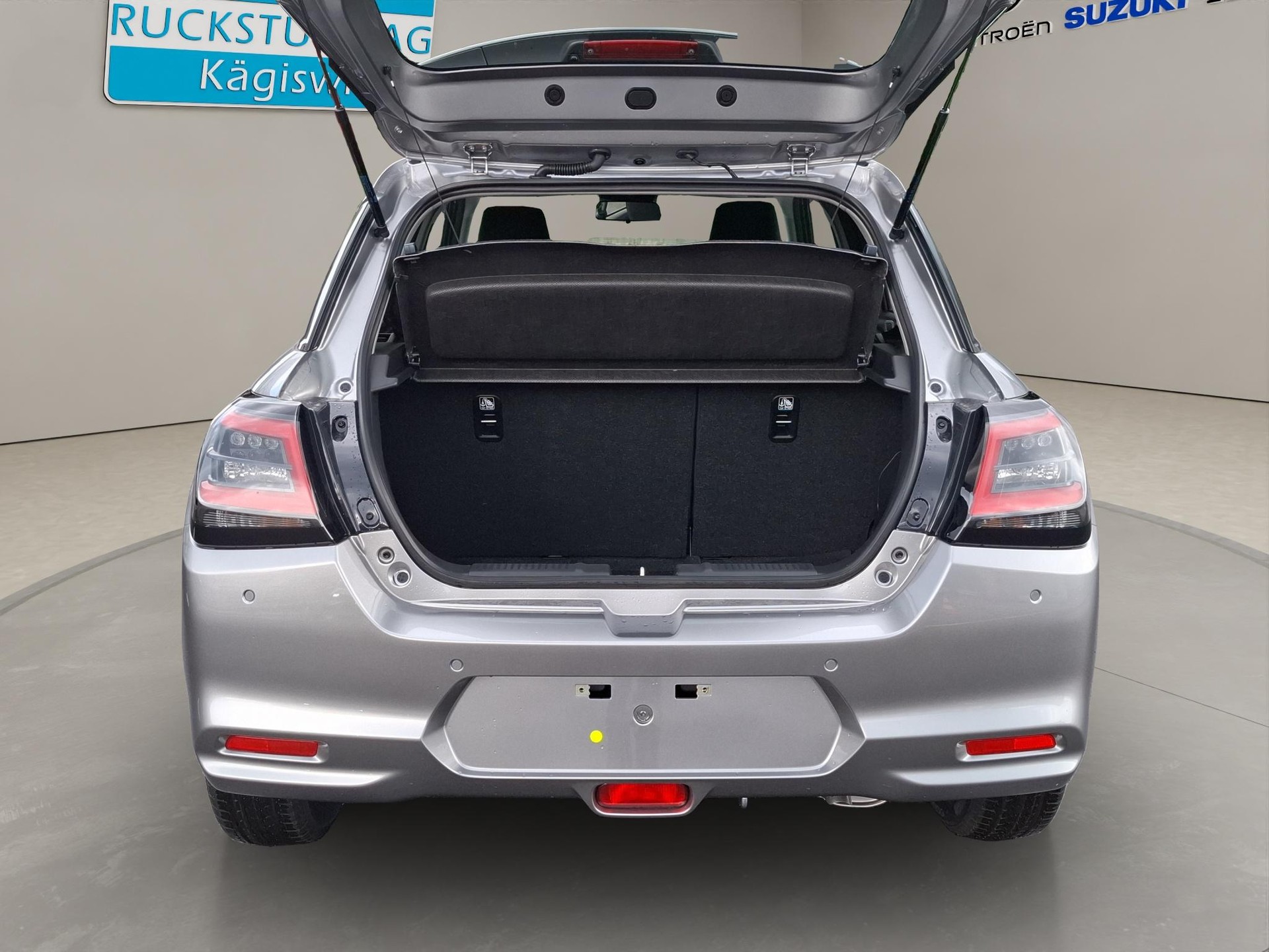 SUZUKI Swift 1.2 Piz Sulai Top Hybrid 4x4-image-11