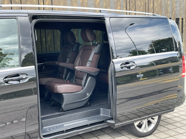 MERCEDES-BENZ V 250 d Avantgarde lang 4Matic 7G-Tronic-image-11