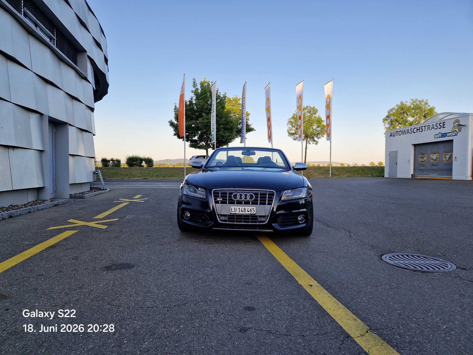 AUDI 3.0 V6 TFSI quattro S-Tronic-image-2