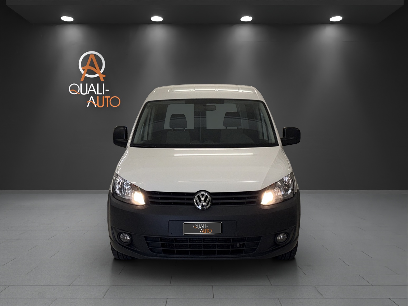 VW Caddy 1.6 TDI BlueMotion Technology-image-1