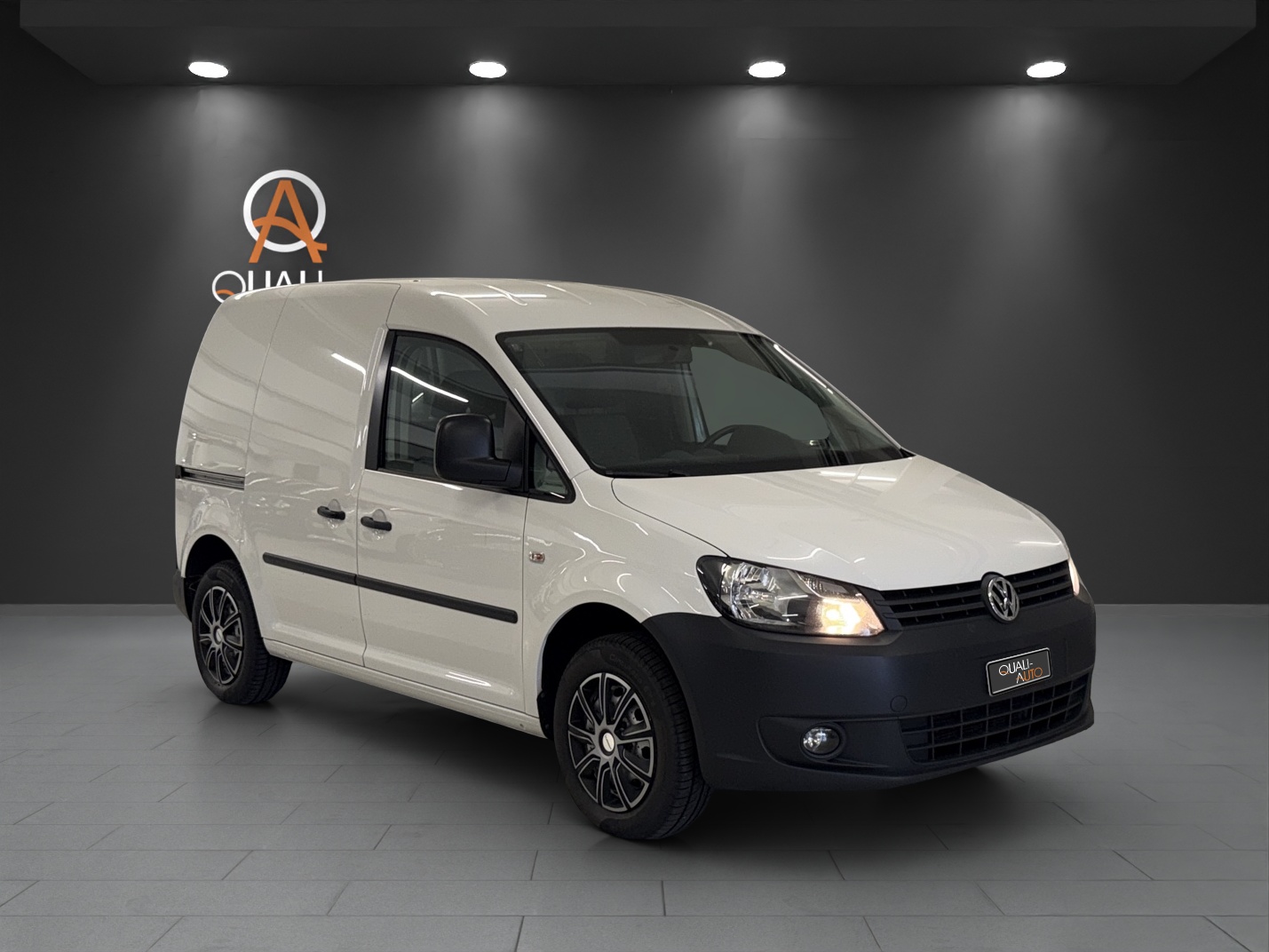 VW Caddy 1.6 TDI BlueMotion Technology-image-0